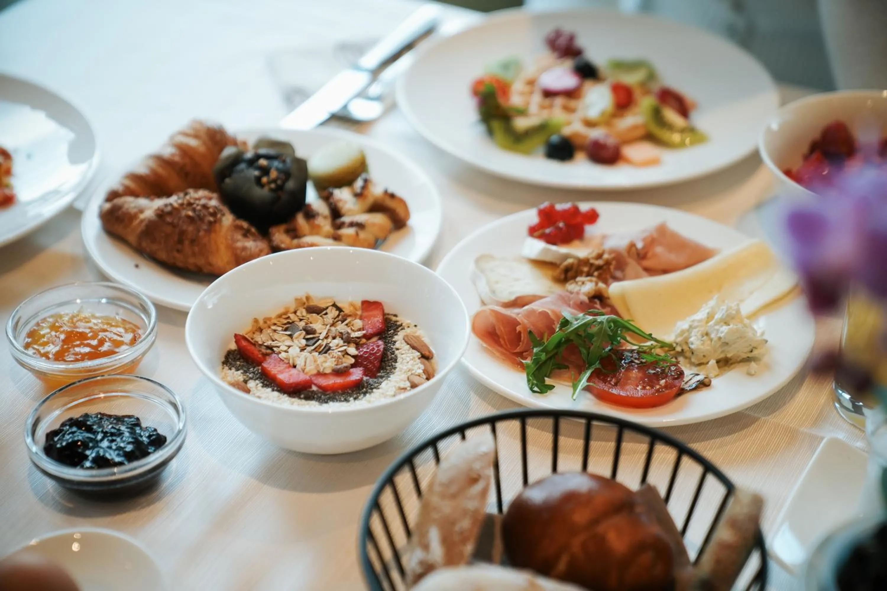 Breakfast in Hotel Paradies