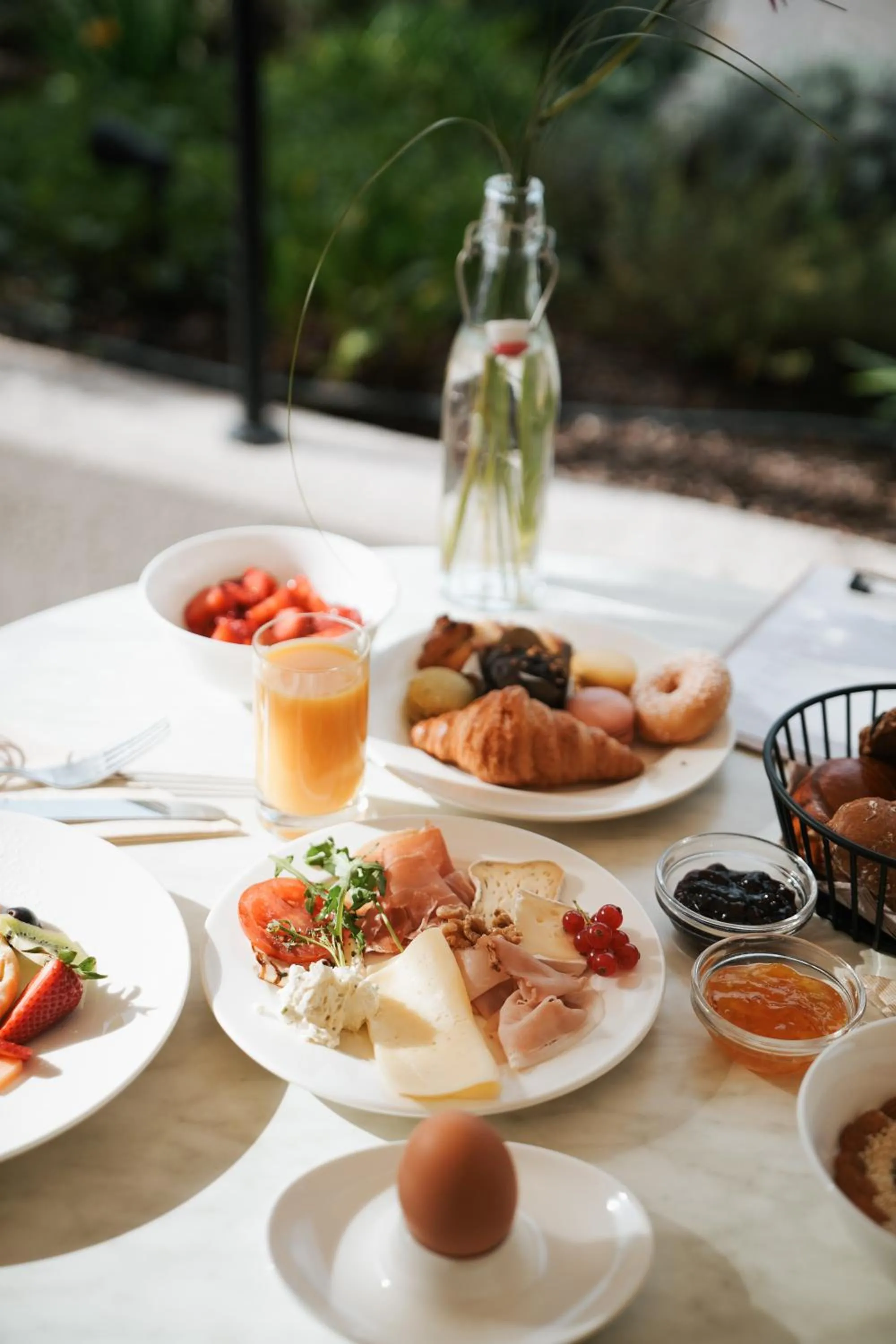 Breakfast in Hotel Paradies