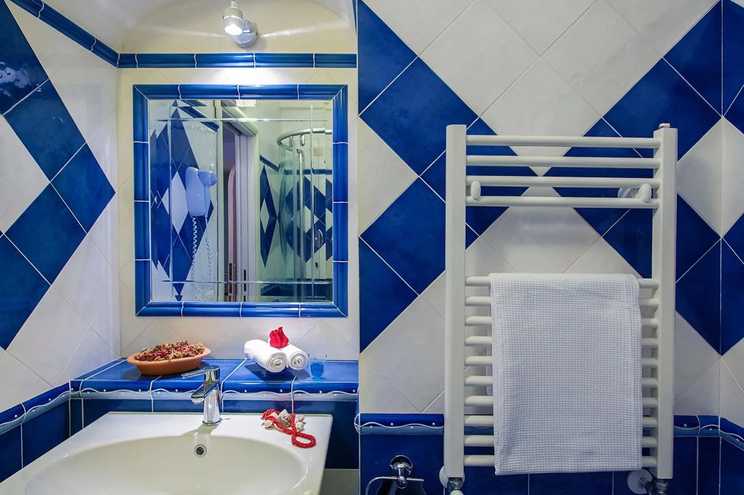 Bathroom in Hotel Il Gabbiano