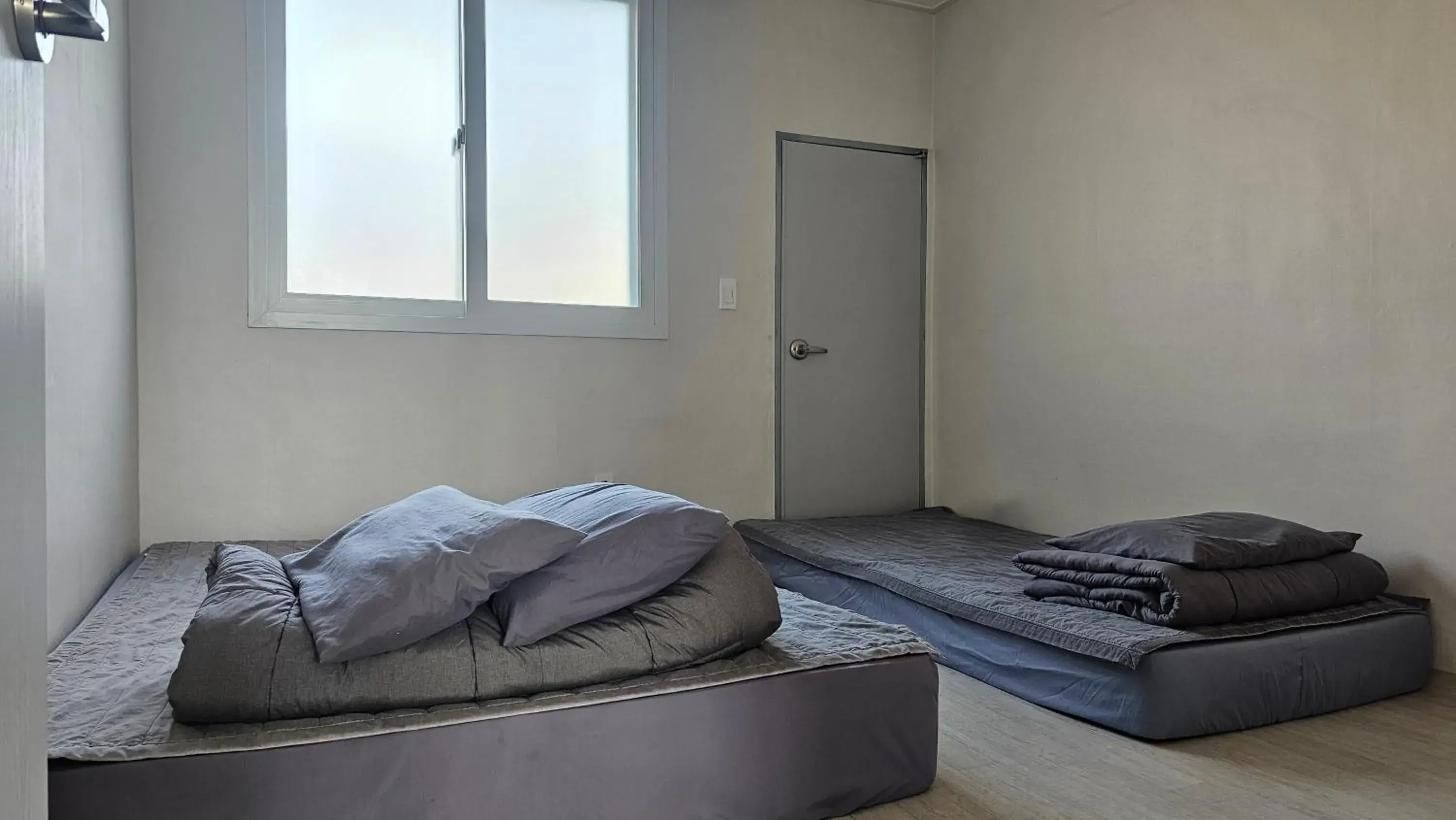 Triple Room with Shared Toilet in Gotaya Guesthouse Triple Room with Shared Toilet in Gotaya Guesthouse