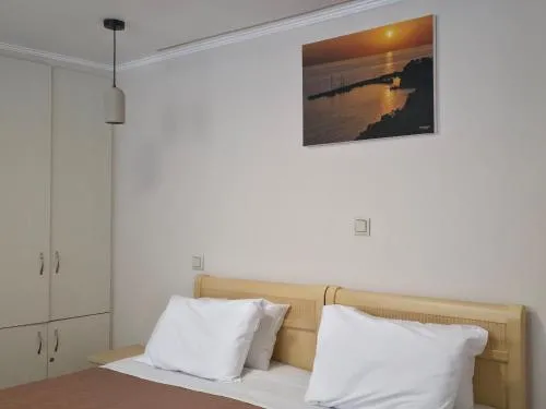 Hotel Adonis