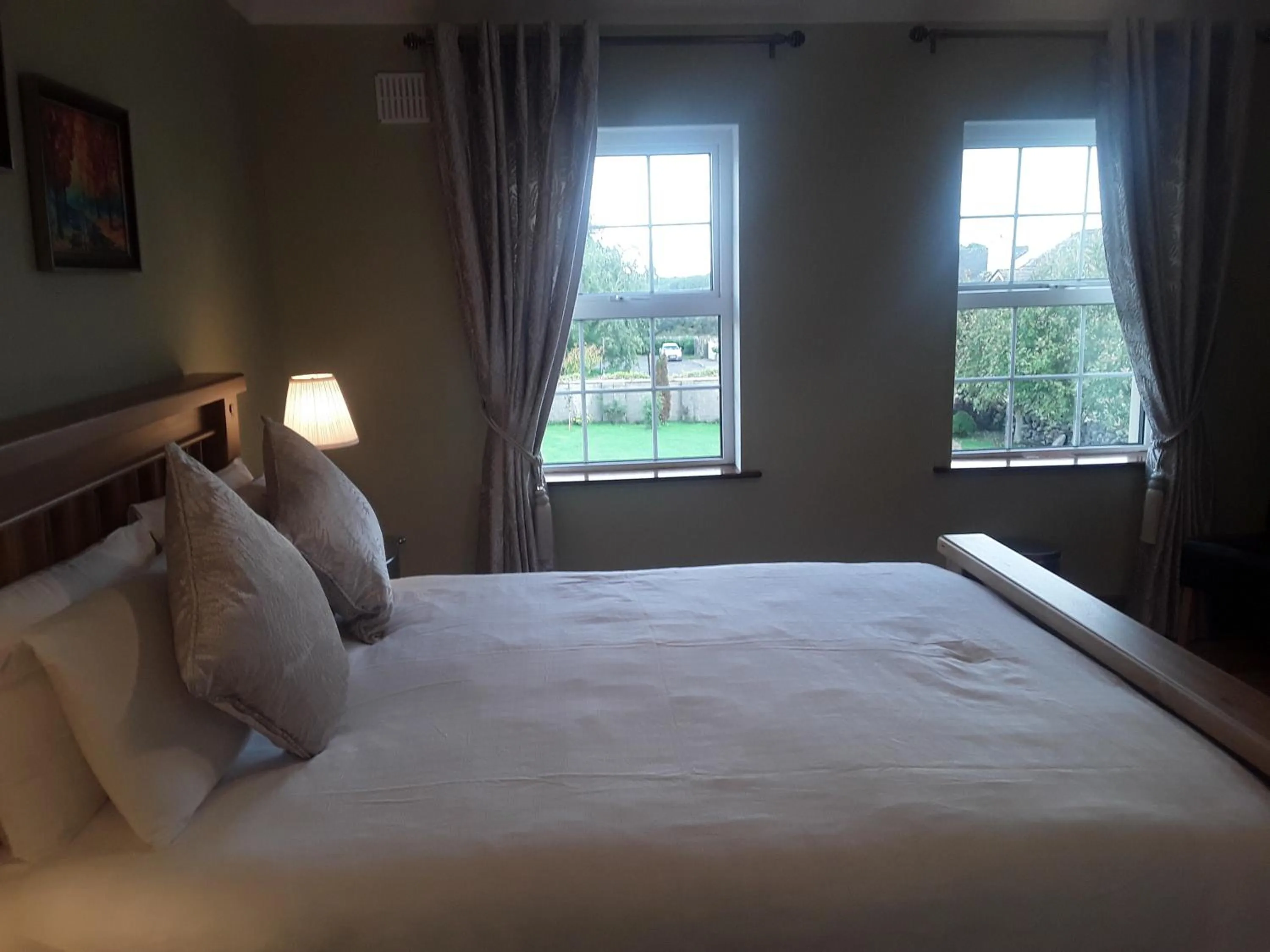 Bedroom, Bed in Doonard Manor B&B