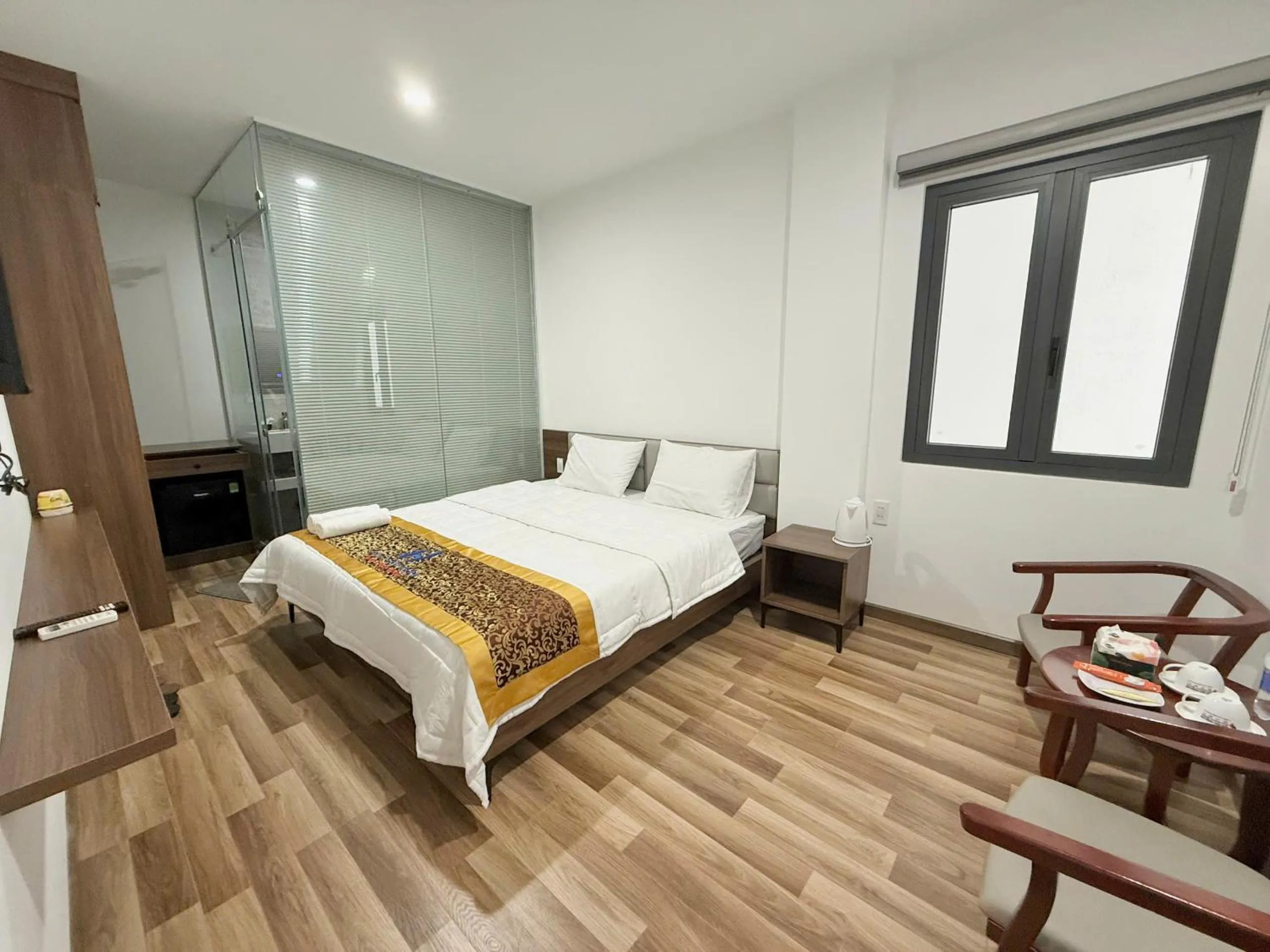 Bedroom, Bed in MBee Hotel