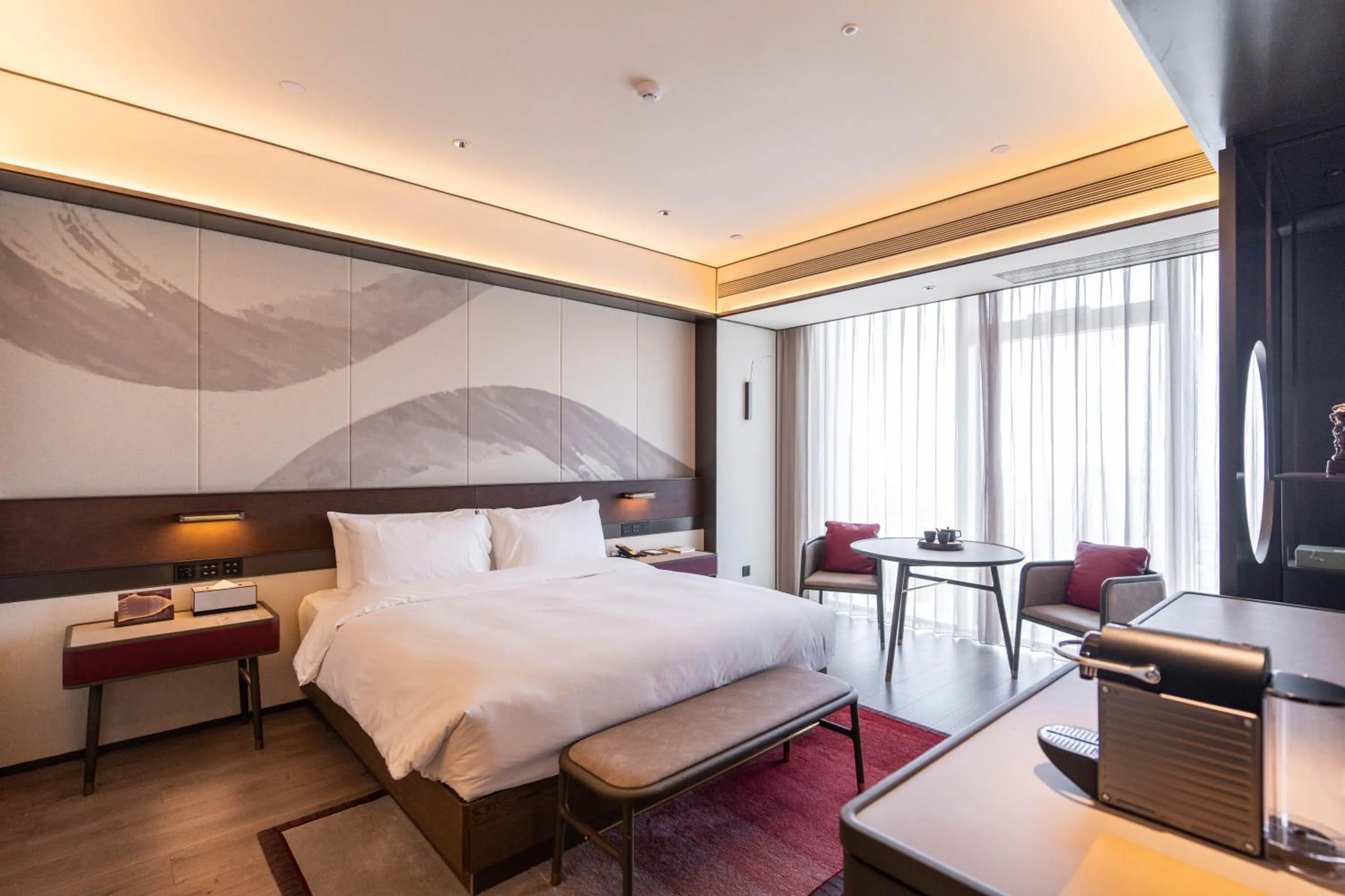 Photo of the whole room, Bed in JOYA Hangzhou Qianjiang New Town