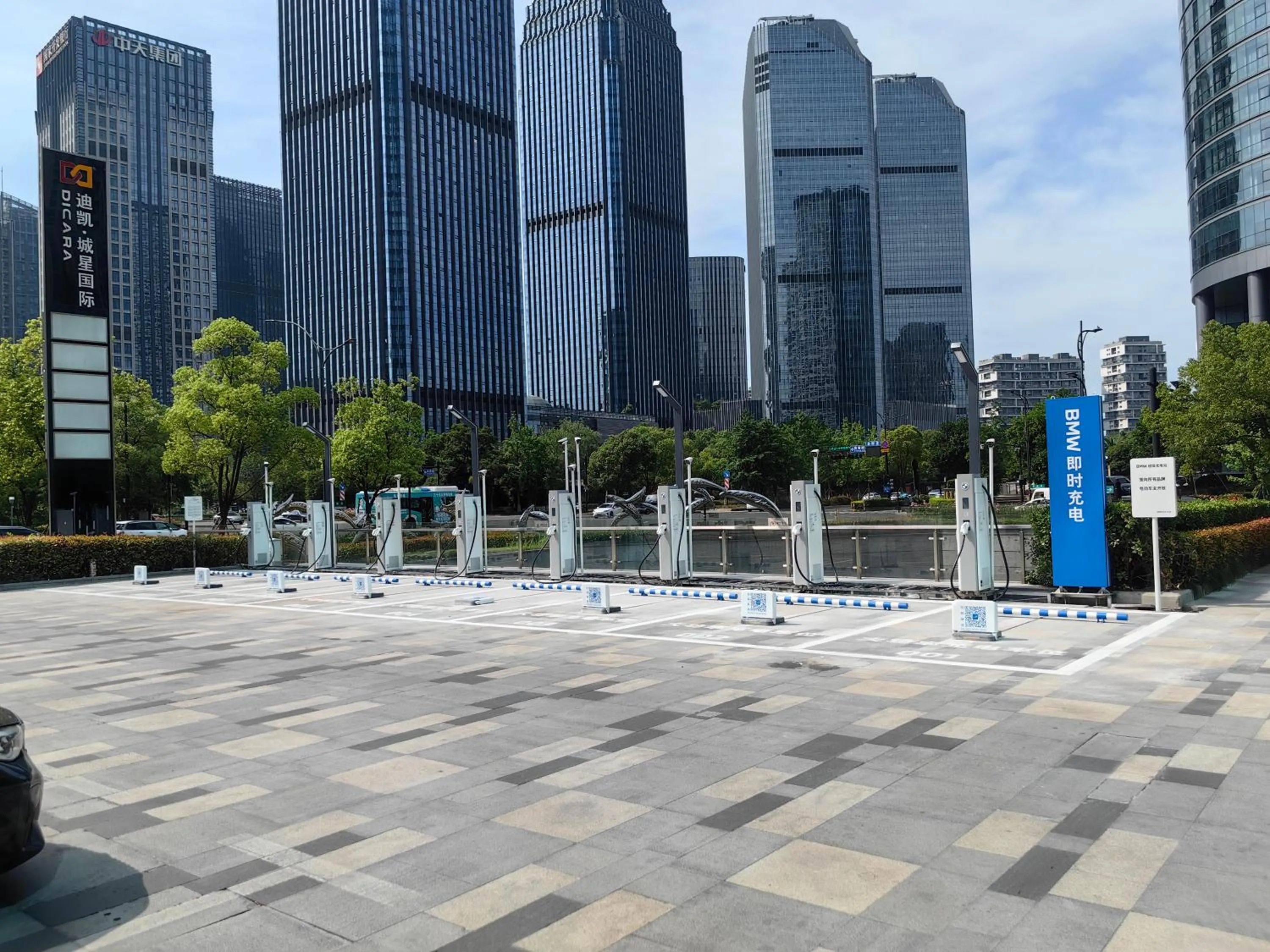 Day in JOYA Hangzhou Qianjiang New Town