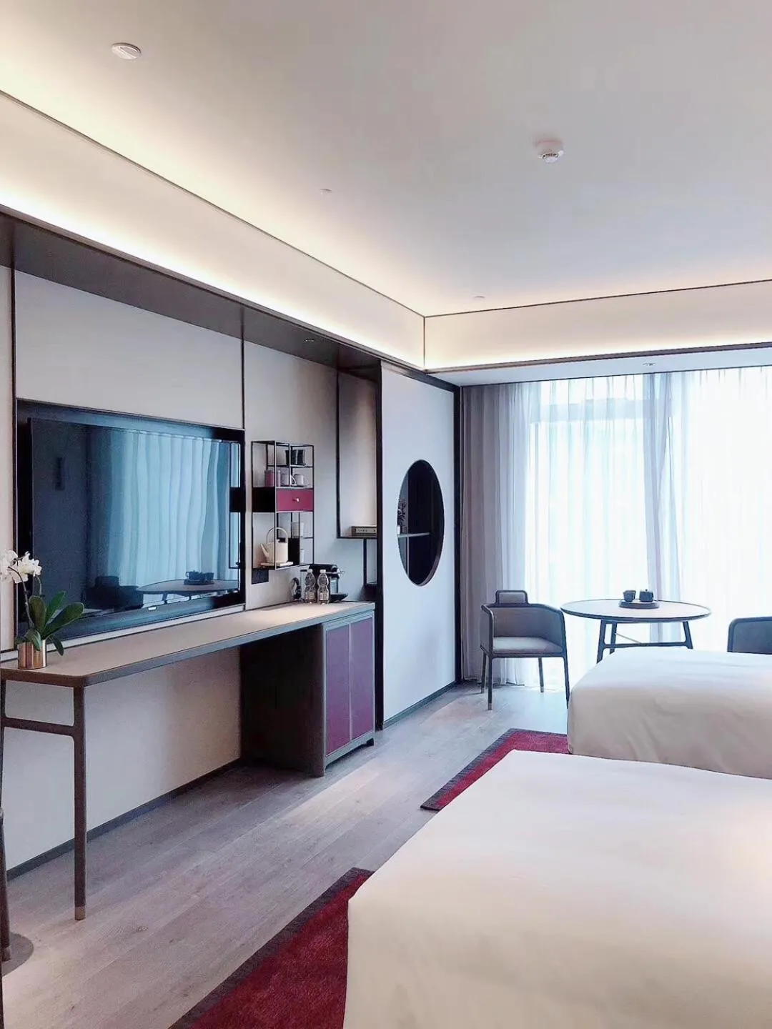 Photo of the whole room, Bed in JOYA Hangzhou Qianjiang New Town