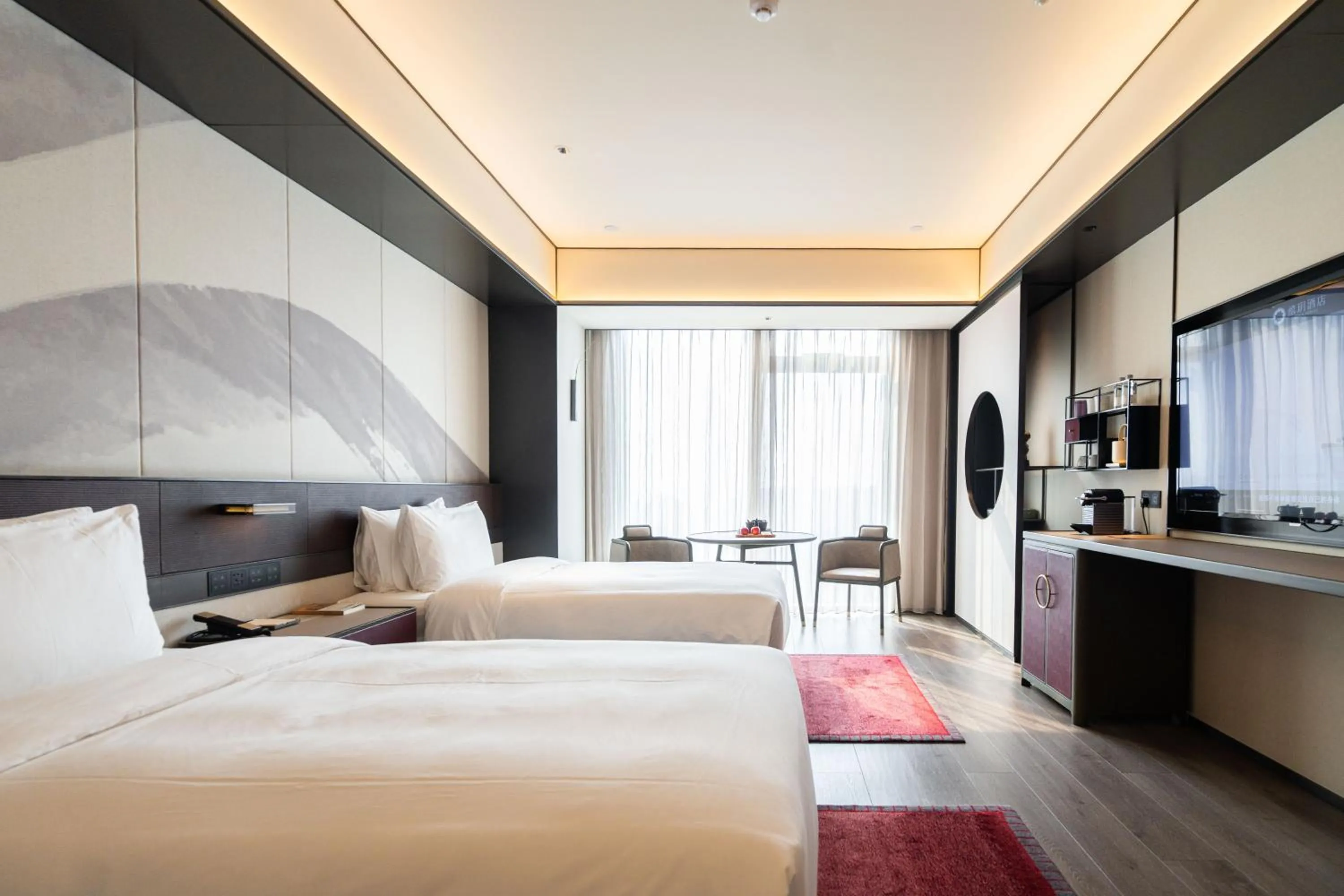 Photo of the whole room, Bed in JOYA Hangzhou Qianjiang New Town