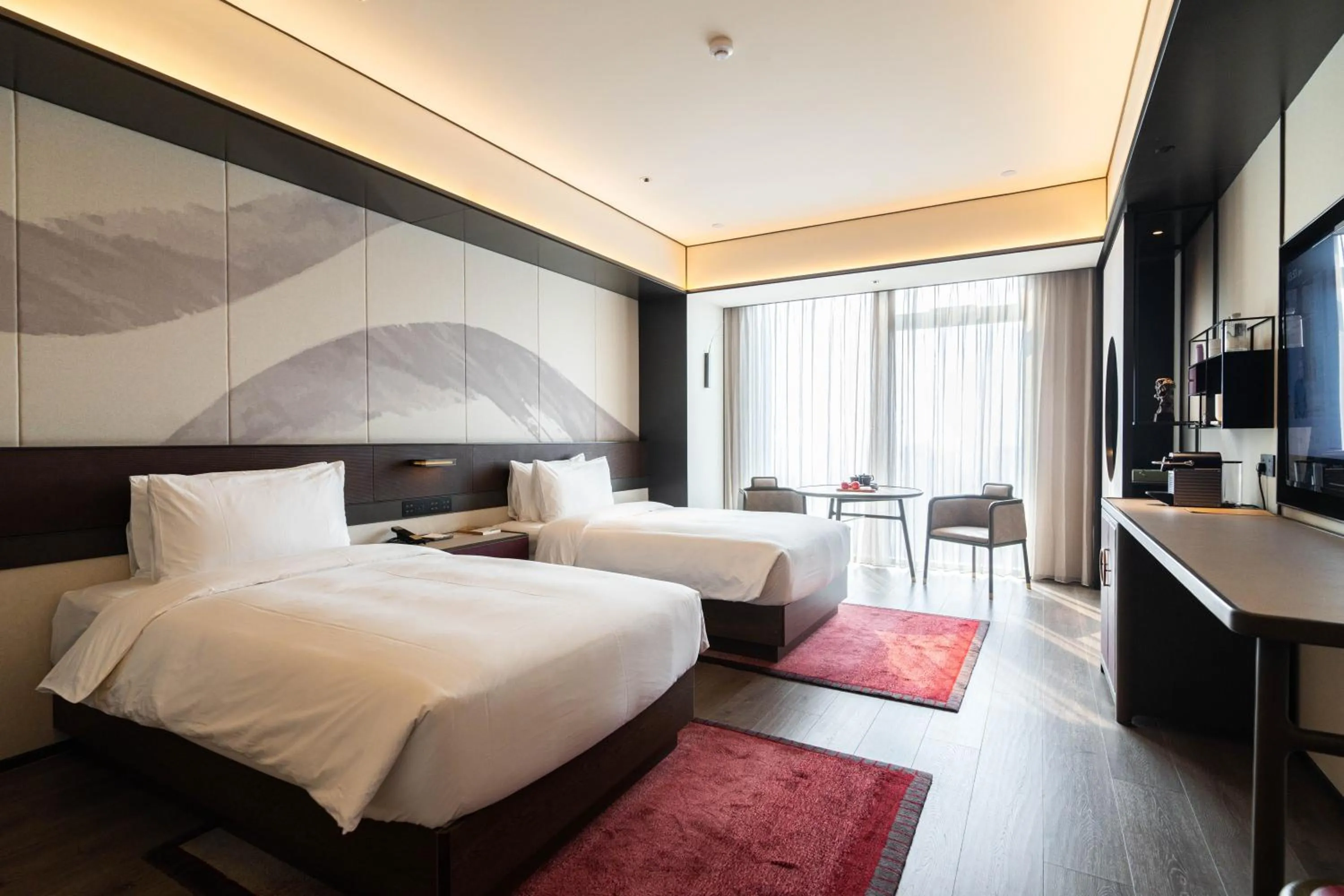 Photo of the whole room, Bed in JOYA Hangzhou Qianjiang New Town