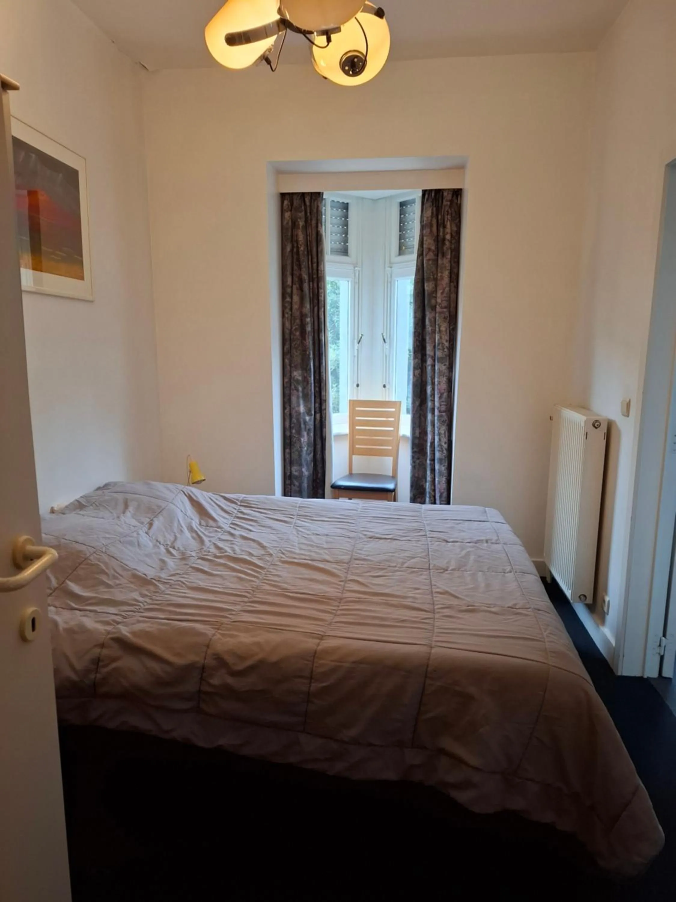 Bed in Apartment Descamps