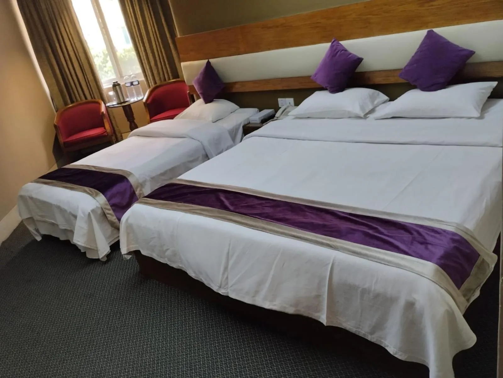 Bed in Hotel Ashrafee