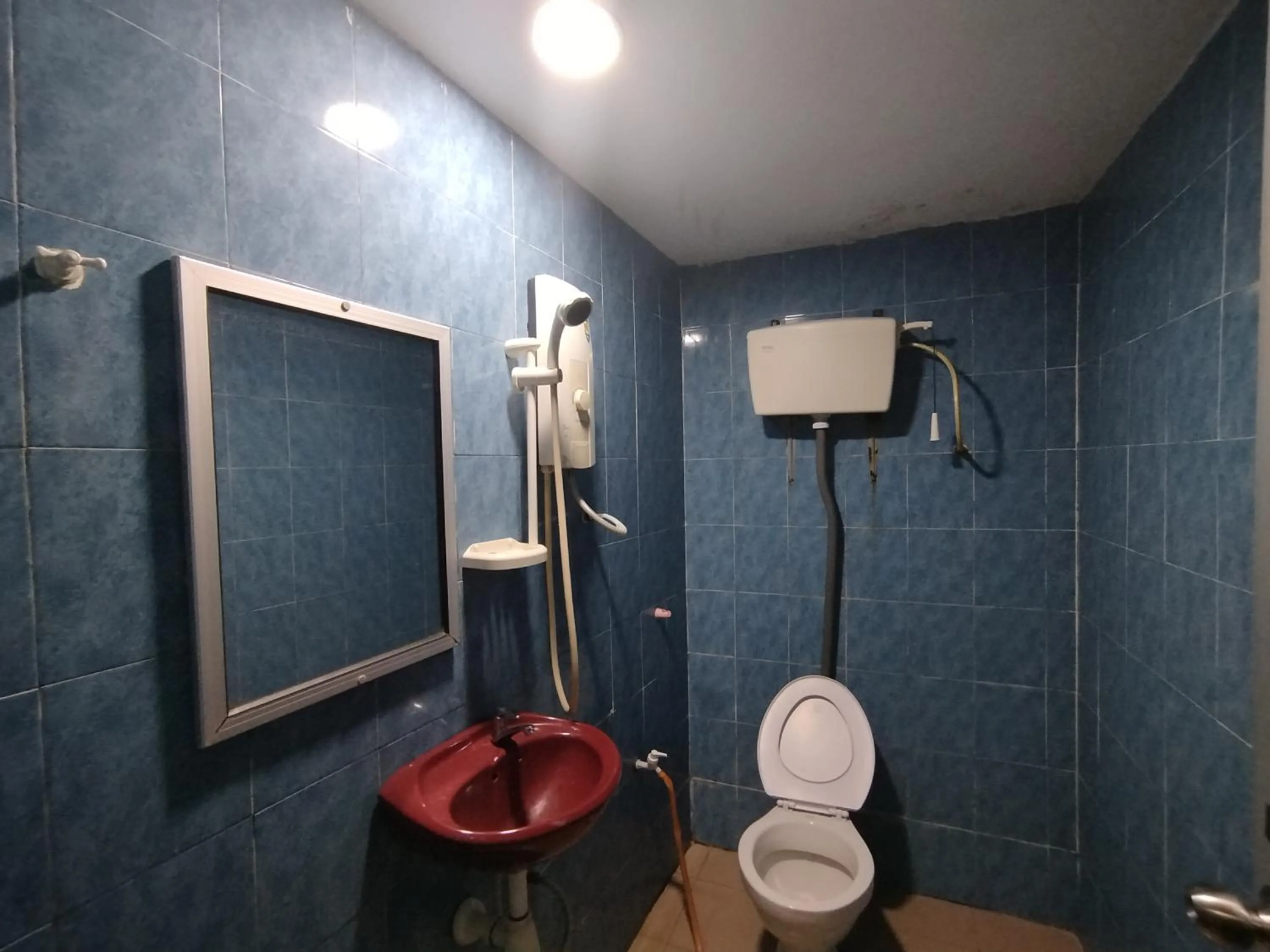 Bathroom in Sentosa Villa Hotel