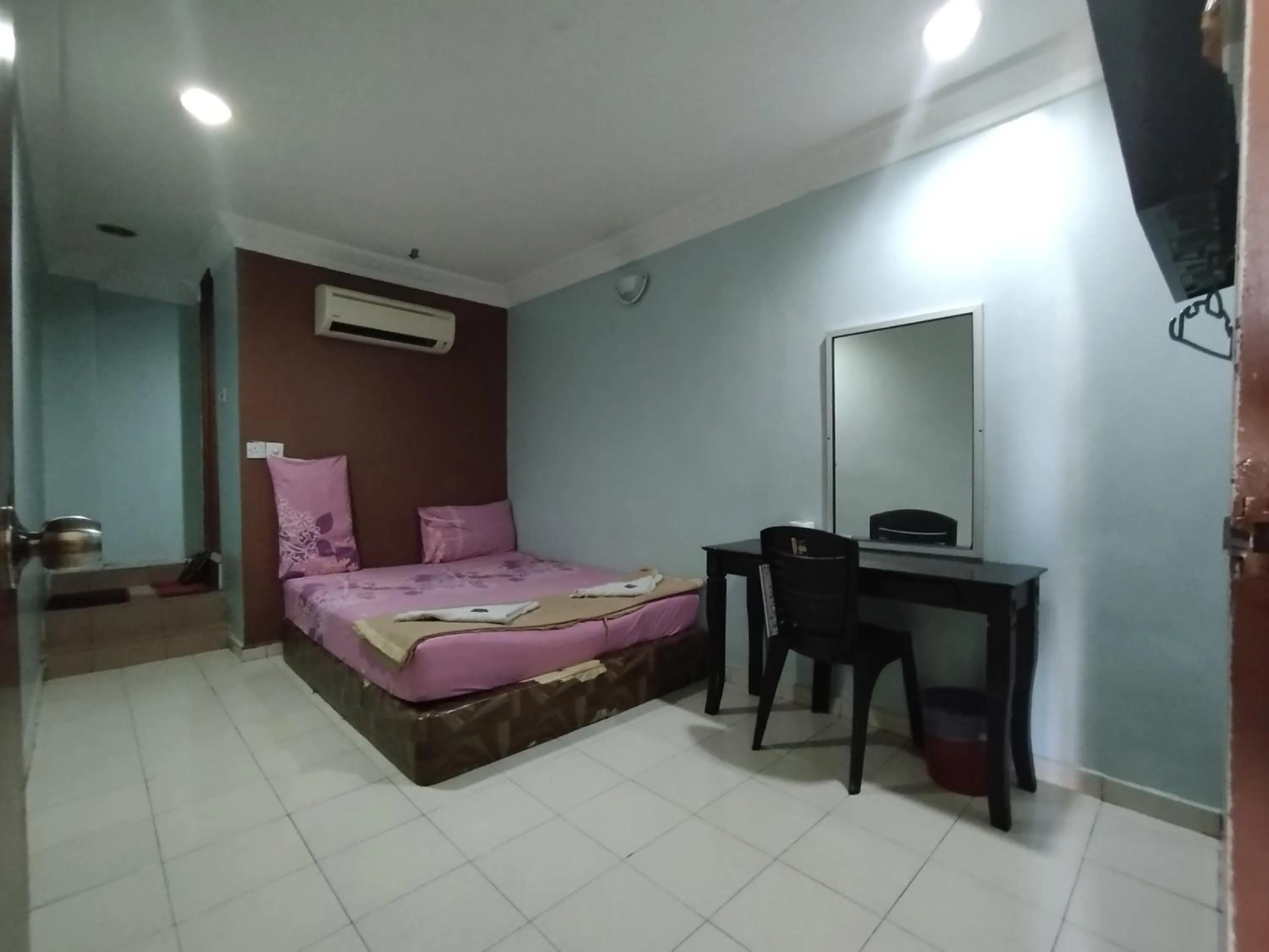 Bedroom, Bed in Sentosa Villa Hotel