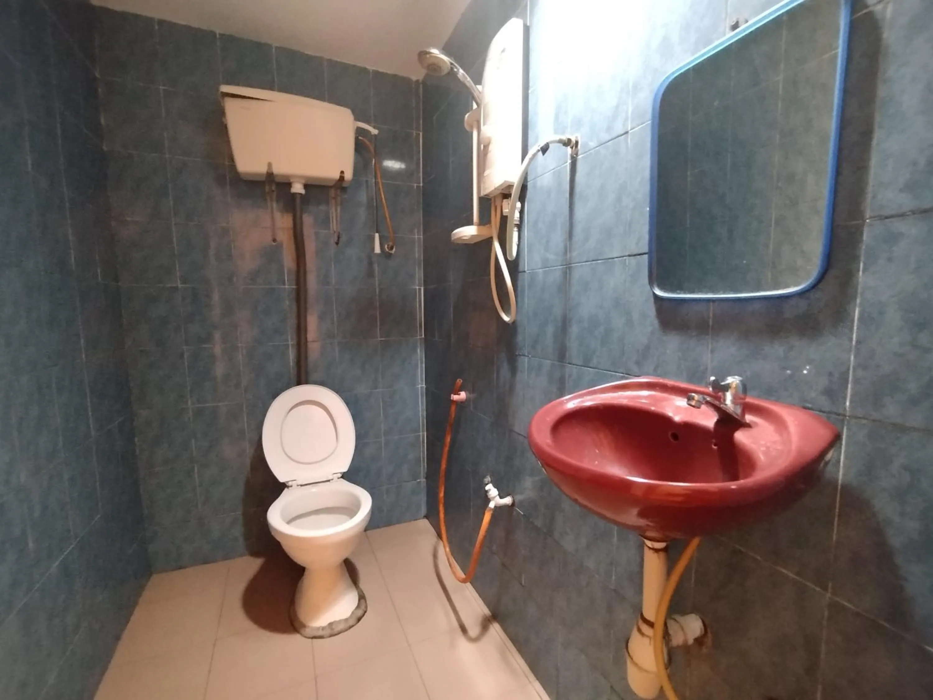 Bathroom in Sentosa Villa Hotel