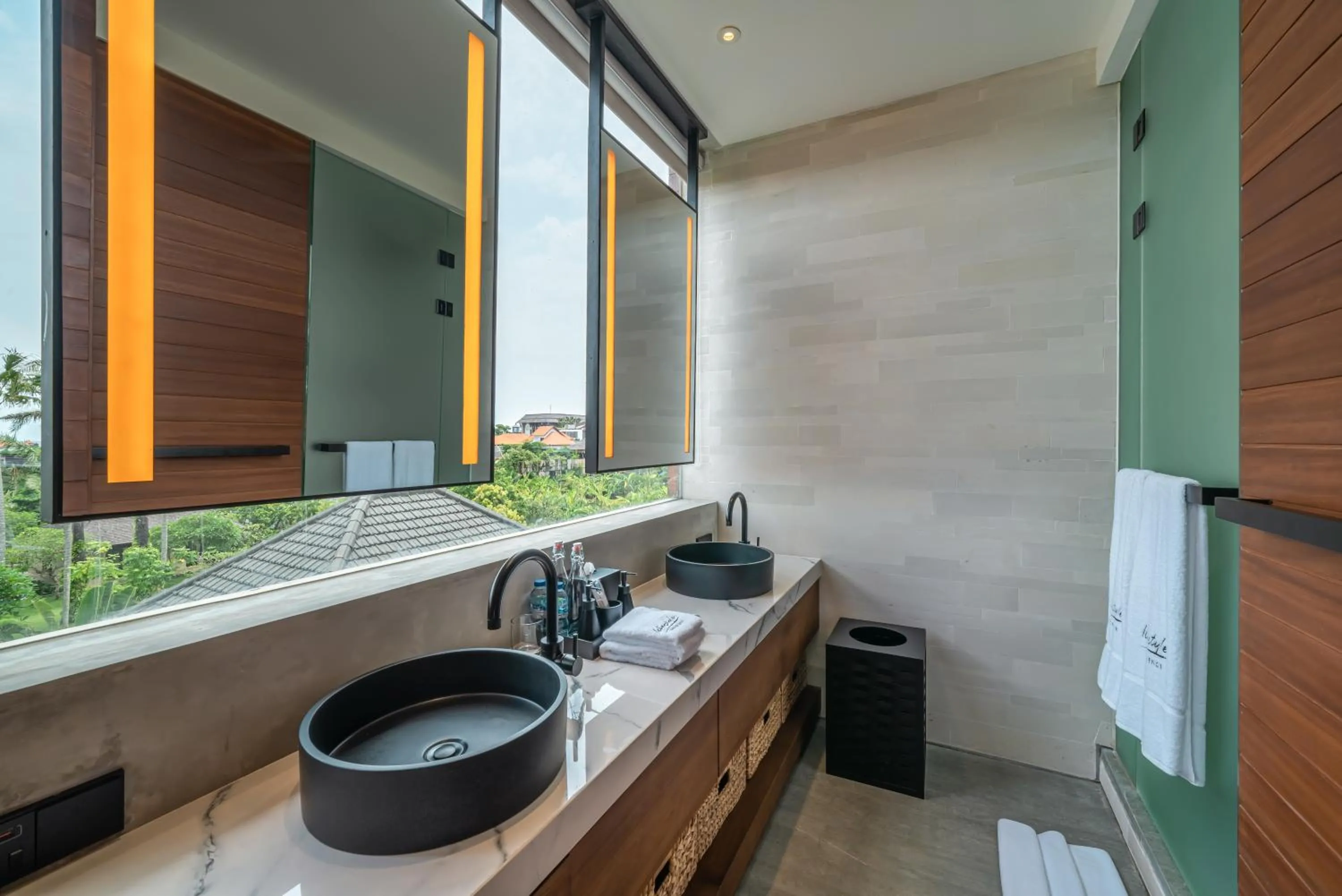 Shower in Body Factory Lifestyle Residence Canggu