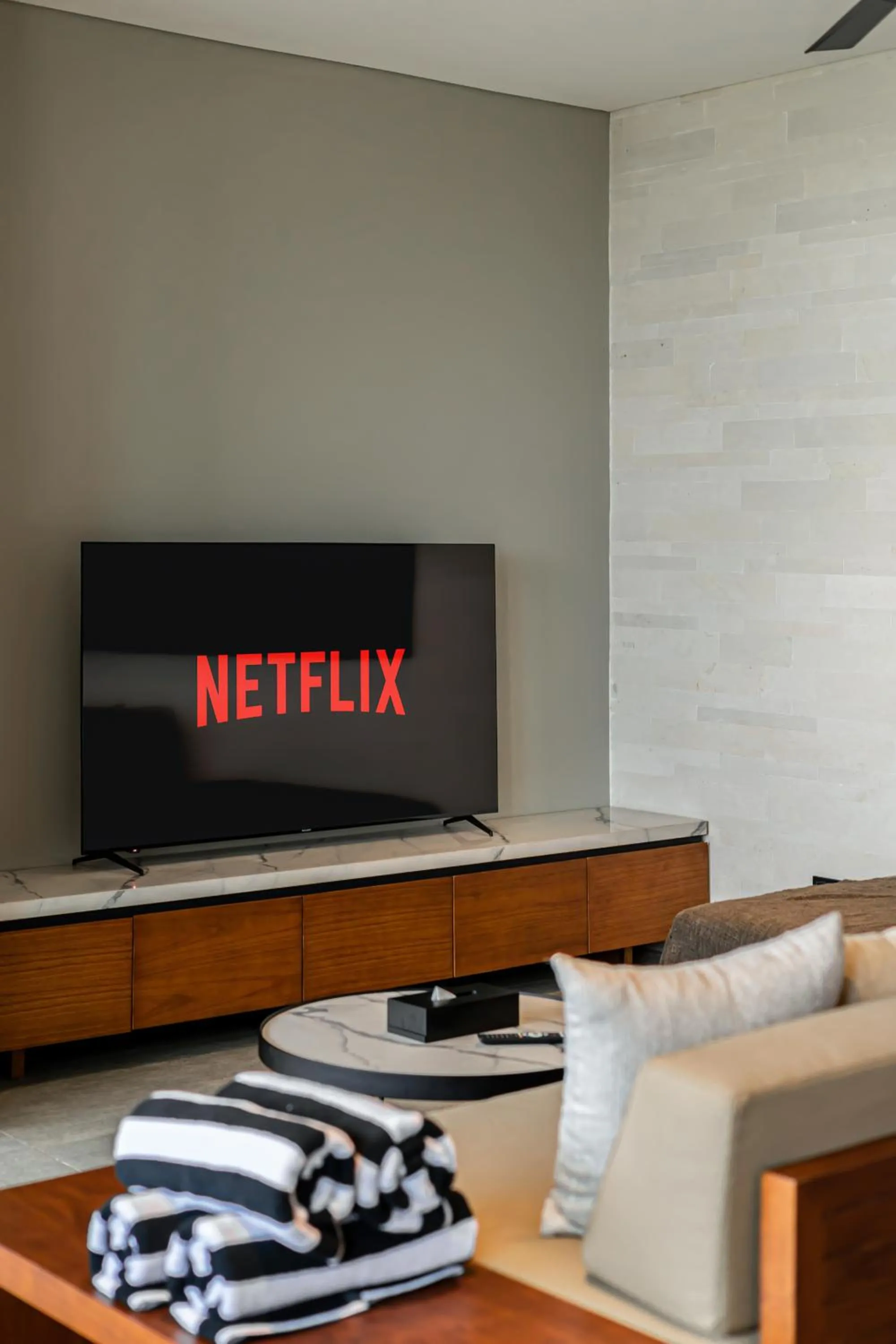 TV and multimedia in Body Factory Lifestyle Residence Canggu