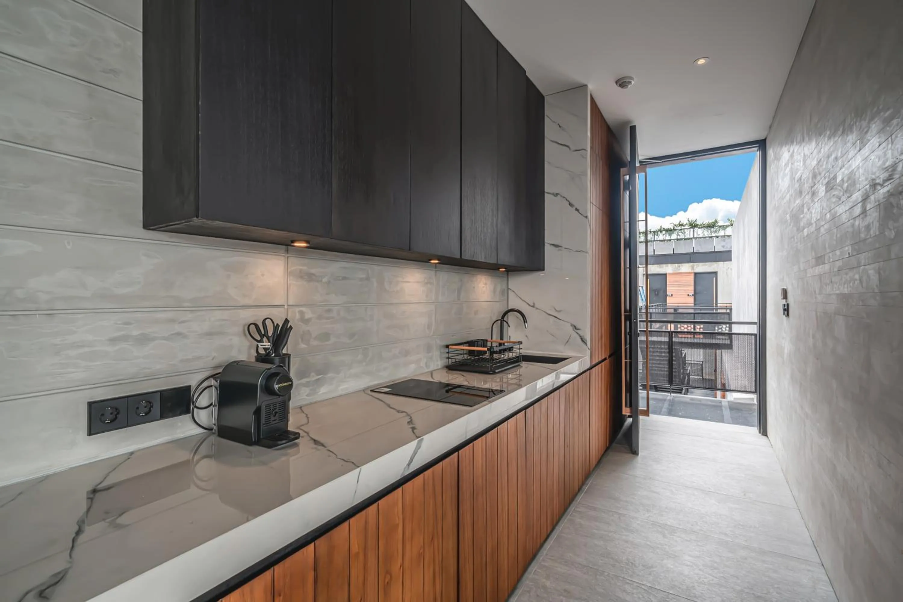 Body Factory Lifestyle Residence Canggu