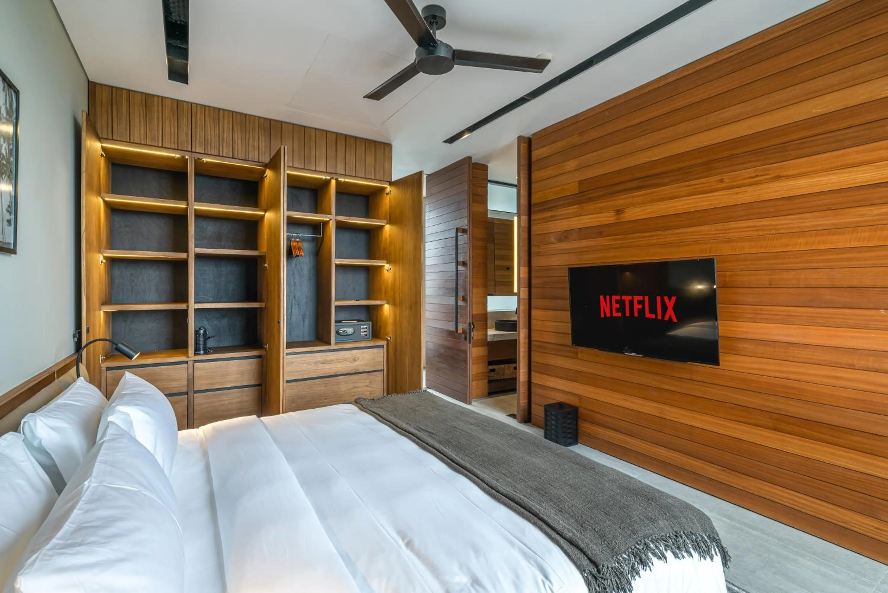 TV and multimedia in Body Factory Lifestyle Residence Canggu