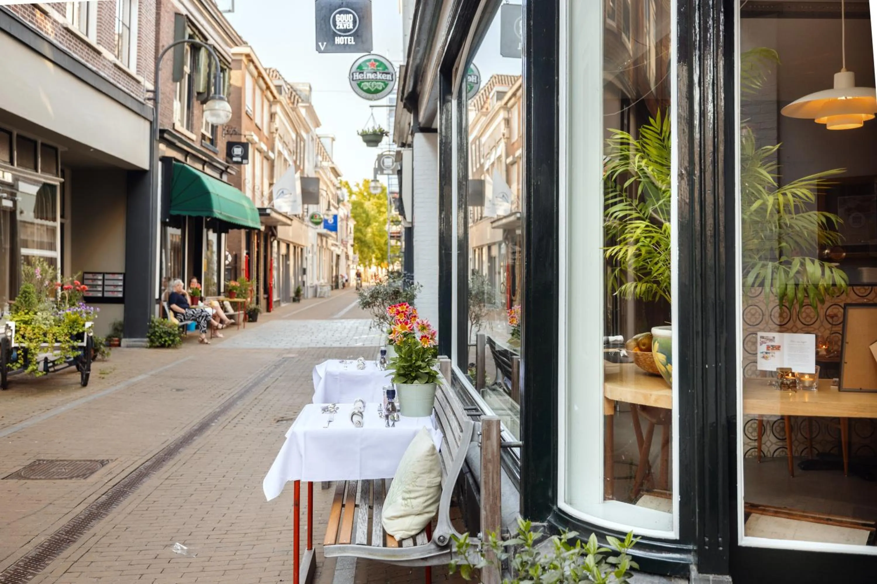 Restaurant/places to eat in Boutique Hotel Goud En Zilver