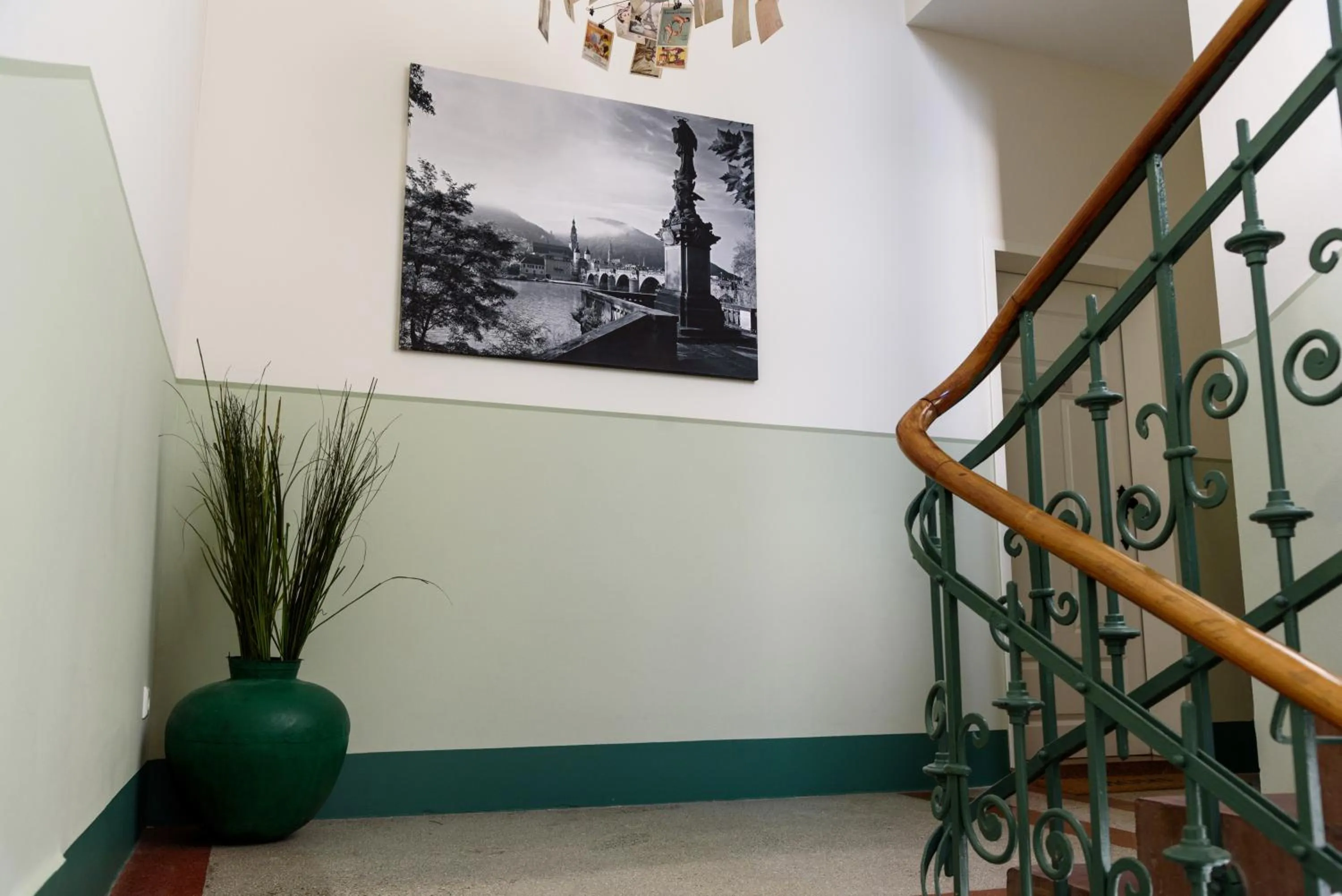 Decorative detail in Boardinghouse Luise 5