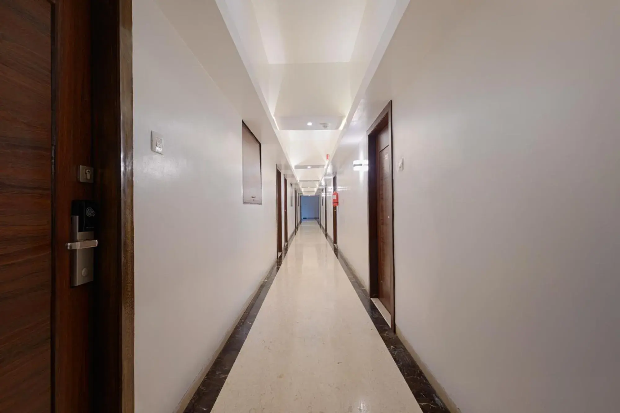 Property building in Aveda Diwatel Property building in Aveda Diwatel