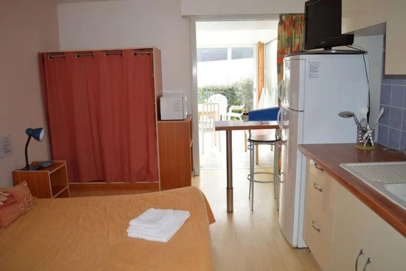 Photo of the whole room in Vacances Bleues Club Keravel
