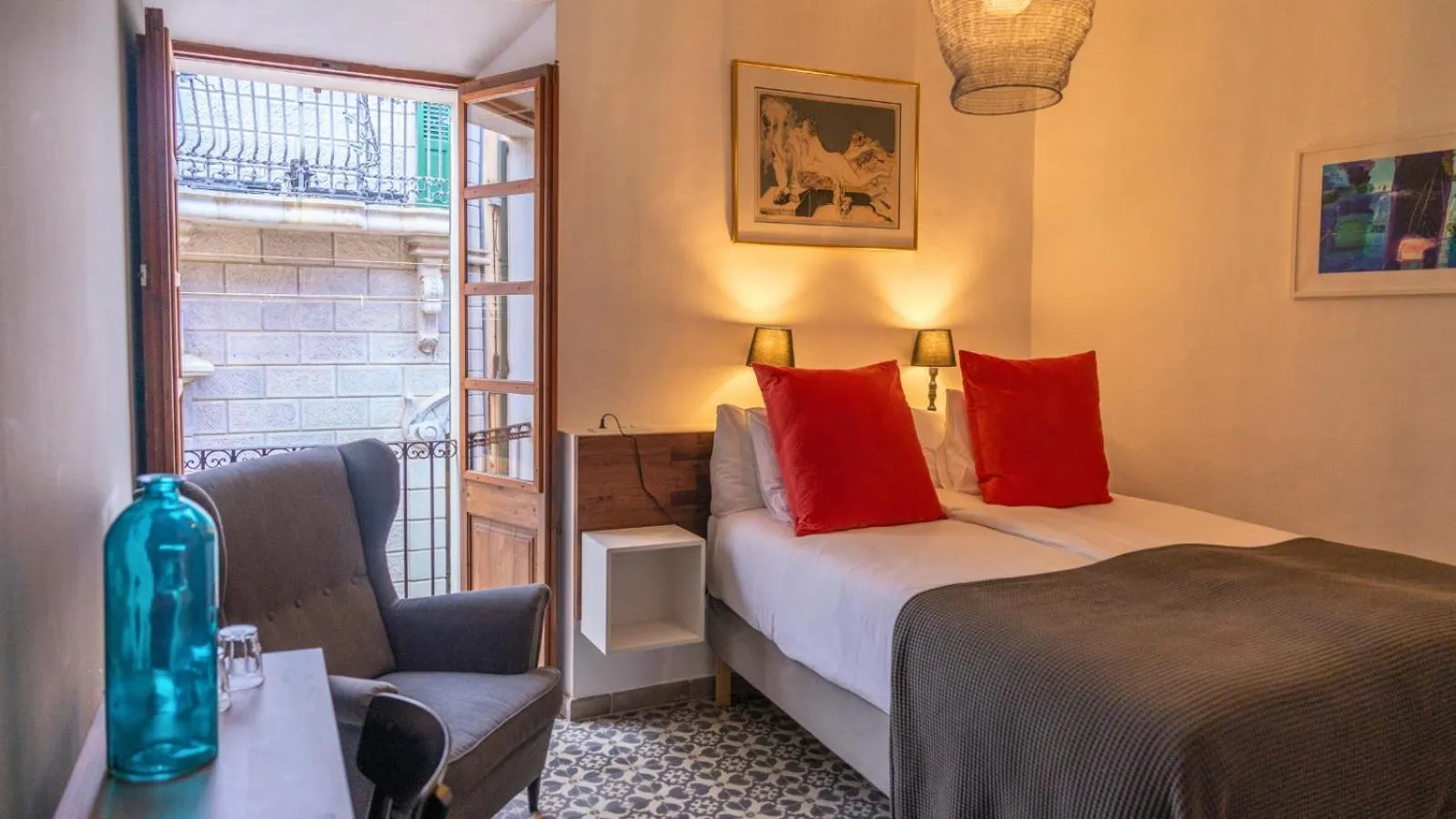 Bed in Solleric Petit Hotel