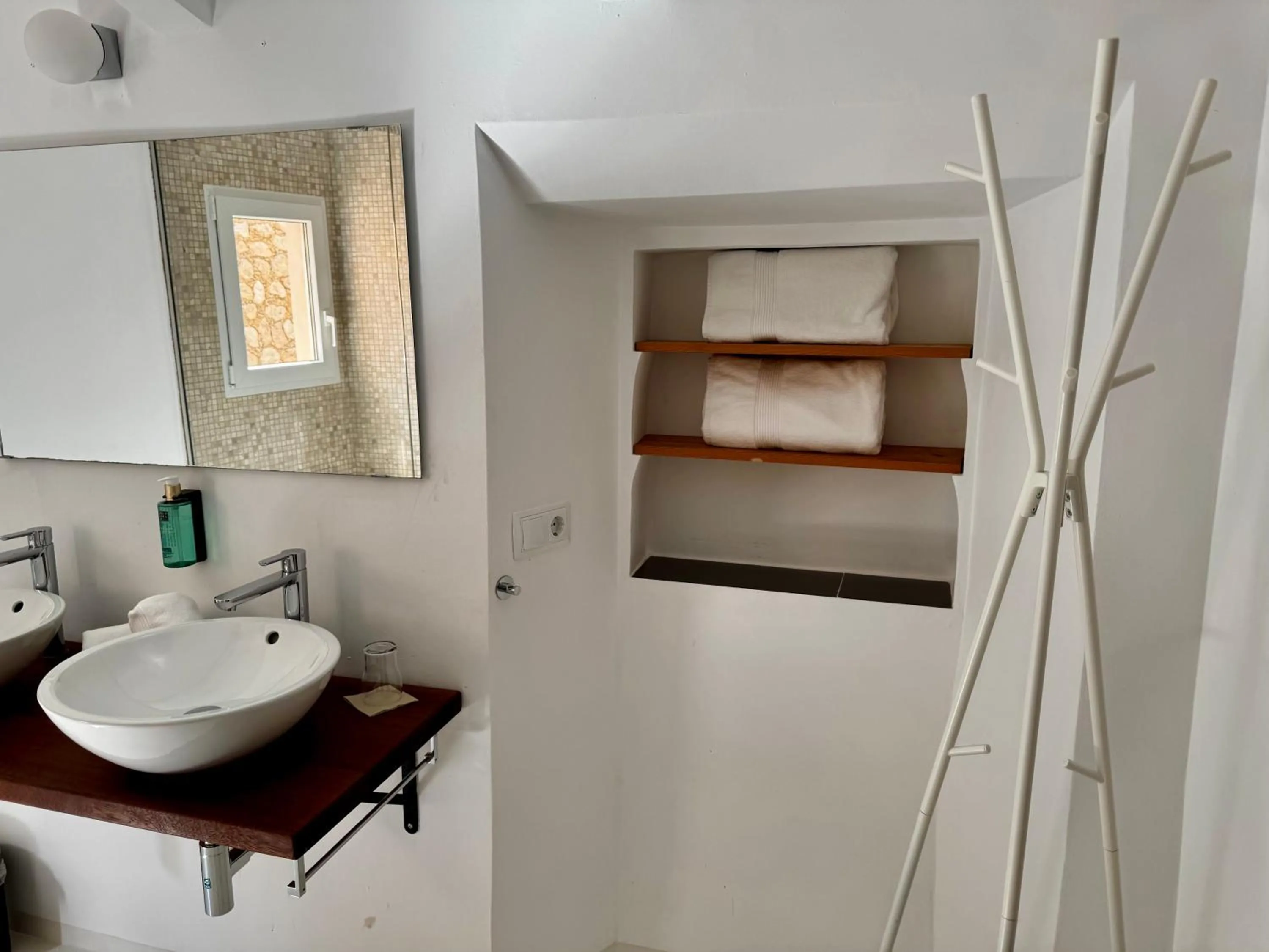 Bathroom in Solleric Petit Hotel