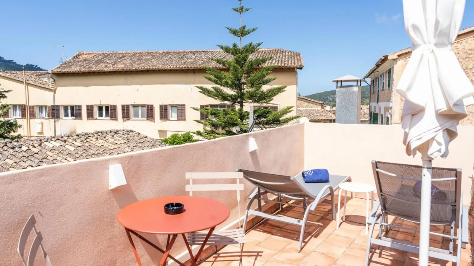 Balcony/Terrace in Solleric Petit Hotel