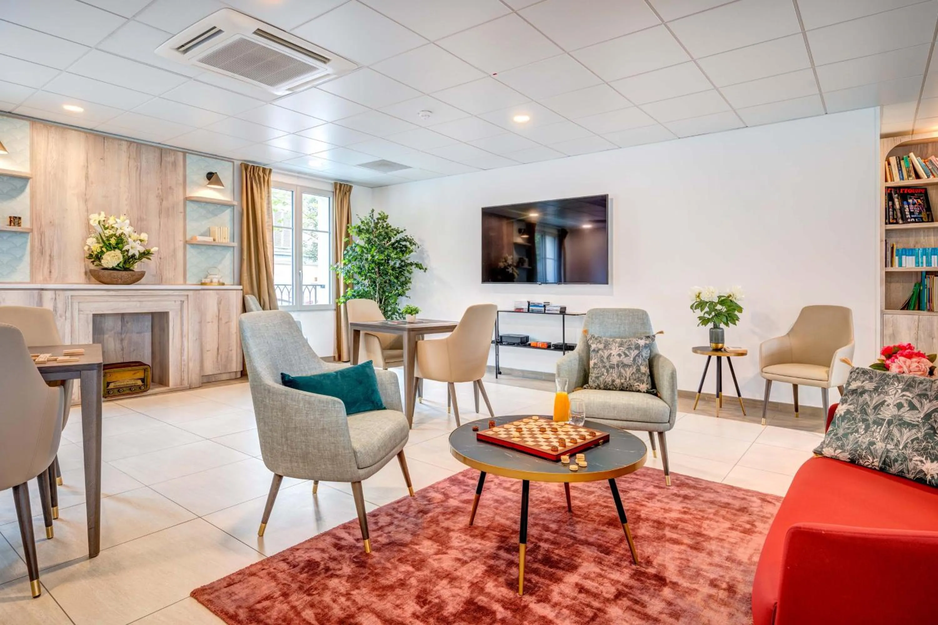 Living room in Zenao Appart'hôtels Le Raincy Thiers