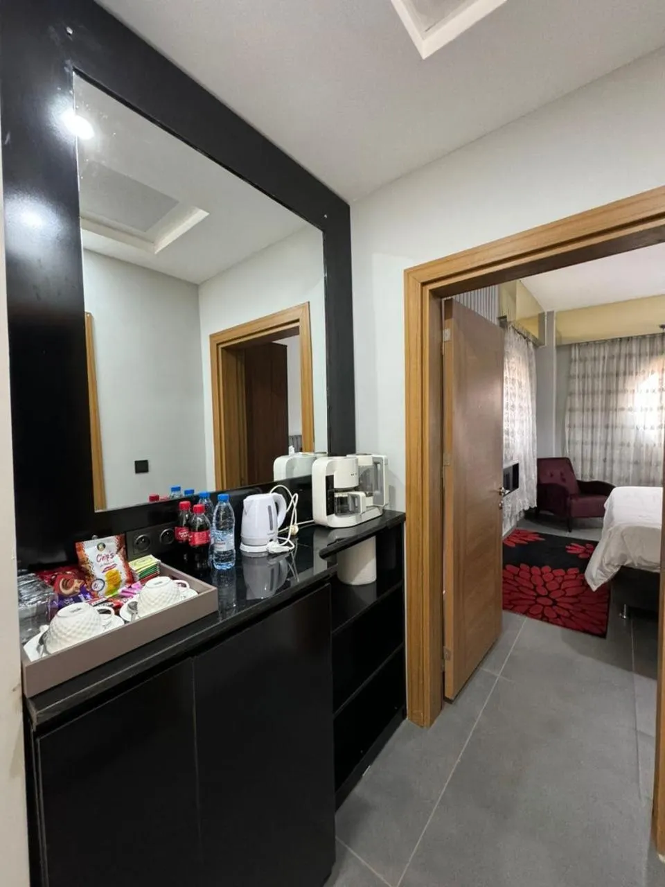 minibar, Bed in Albatros Premium Hôtel