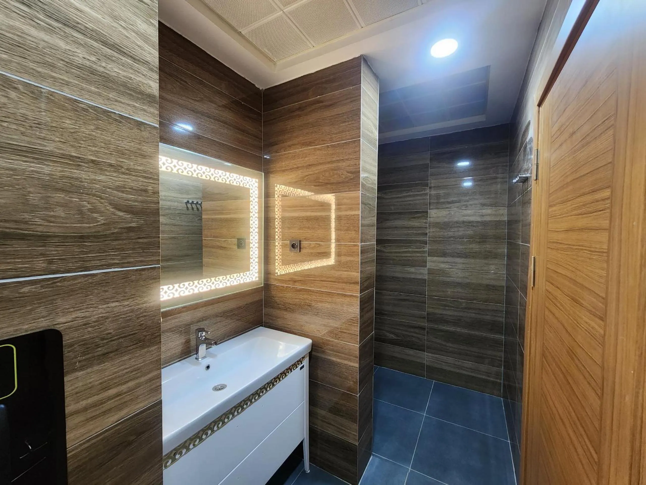 Shower in Albatros Premium Hôtel