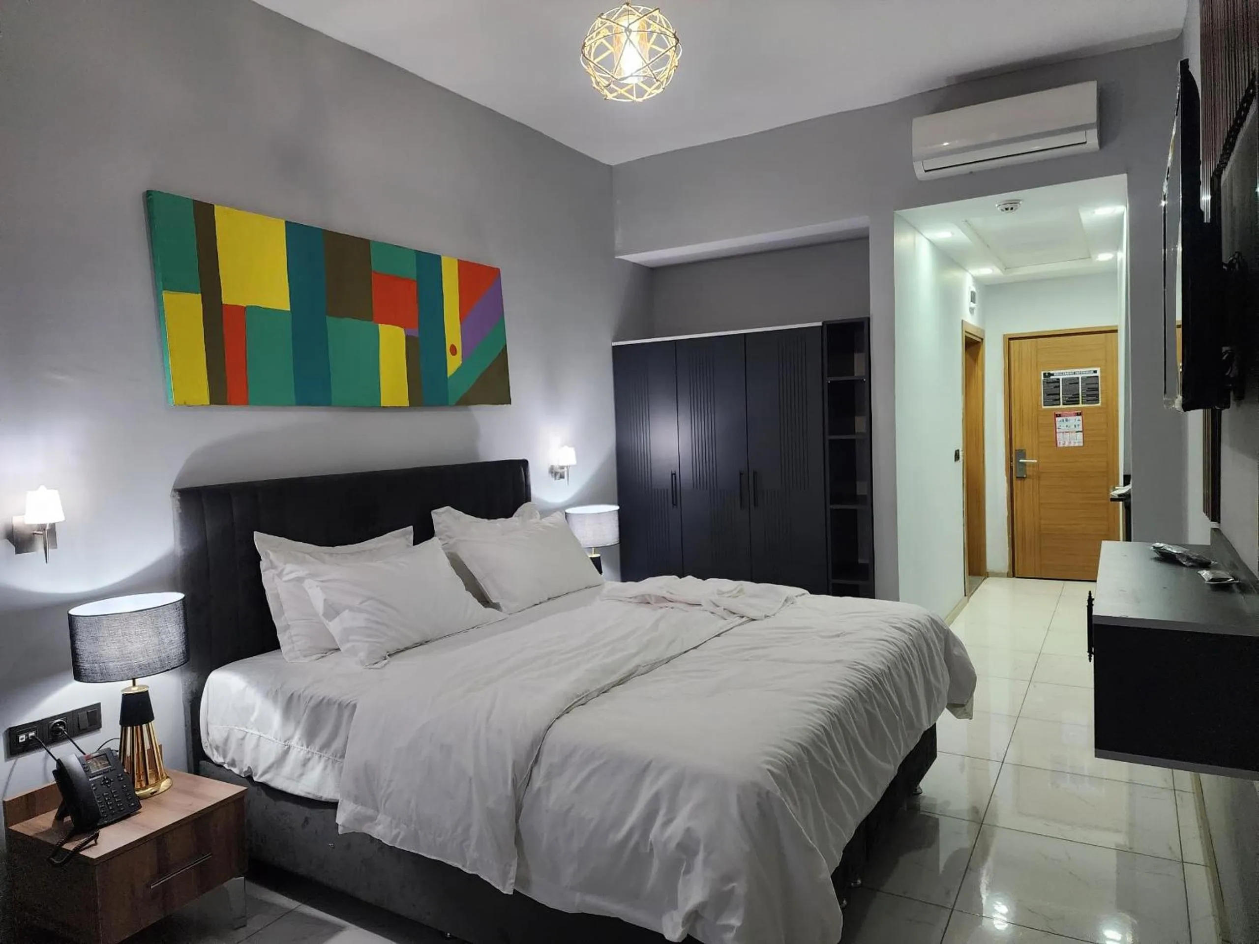 Bed in Albatros Premium Hôtel