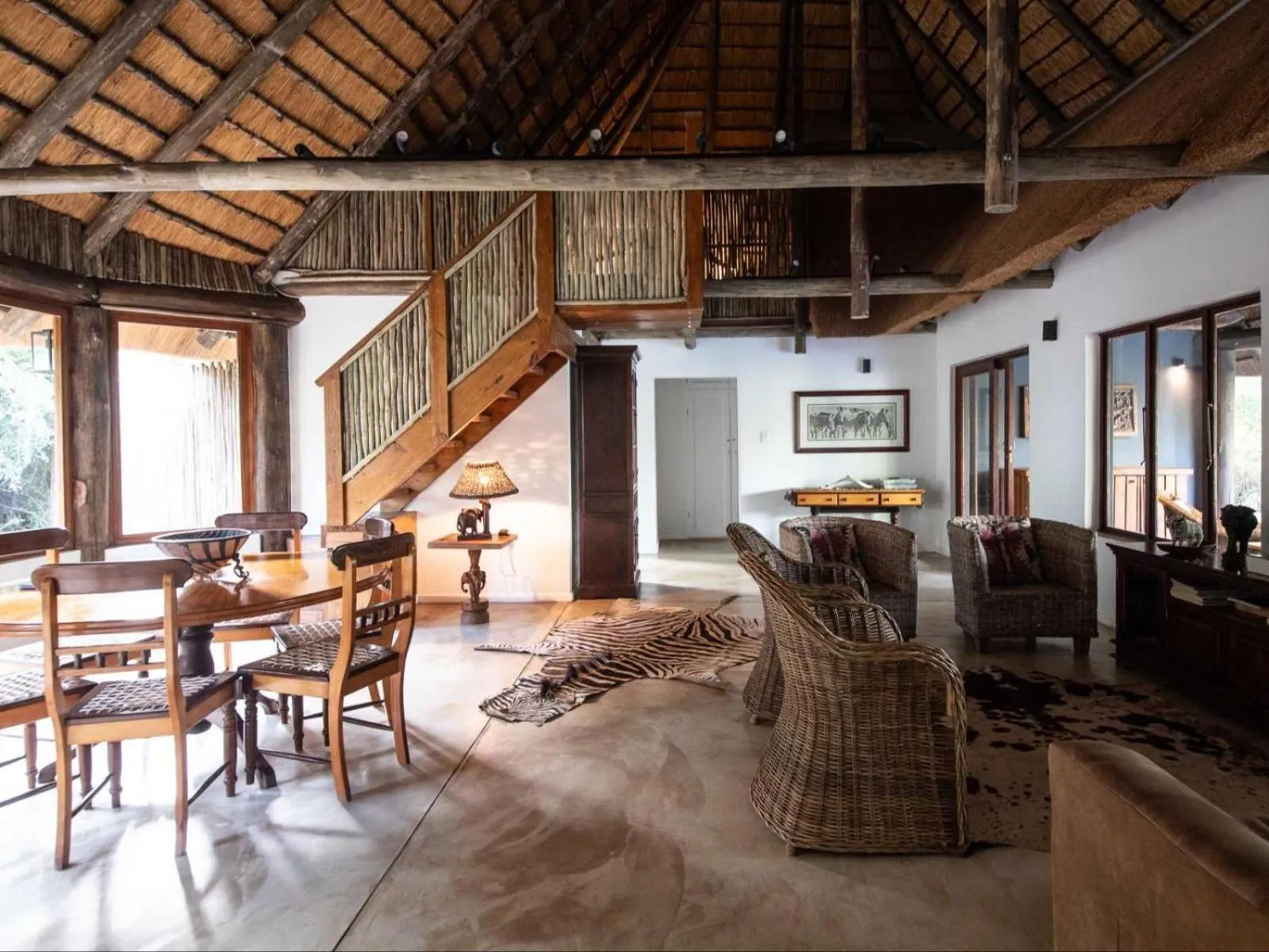 Living room in Rhino River Lodge