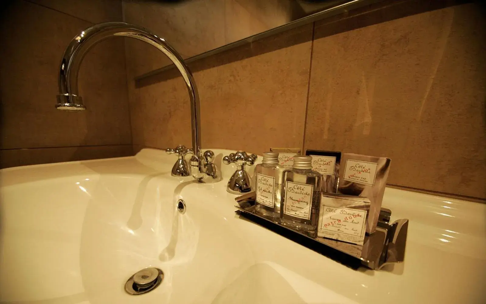 Small Double Room in Agriturismo Il Boschetto Small Double Room in Agriturismo Il Boschetto