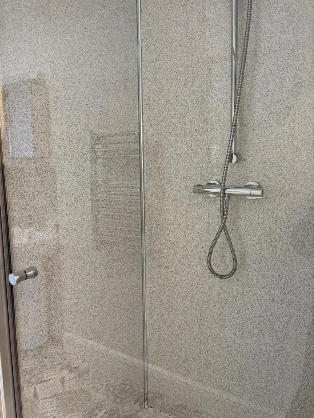 Shower in The Mariners