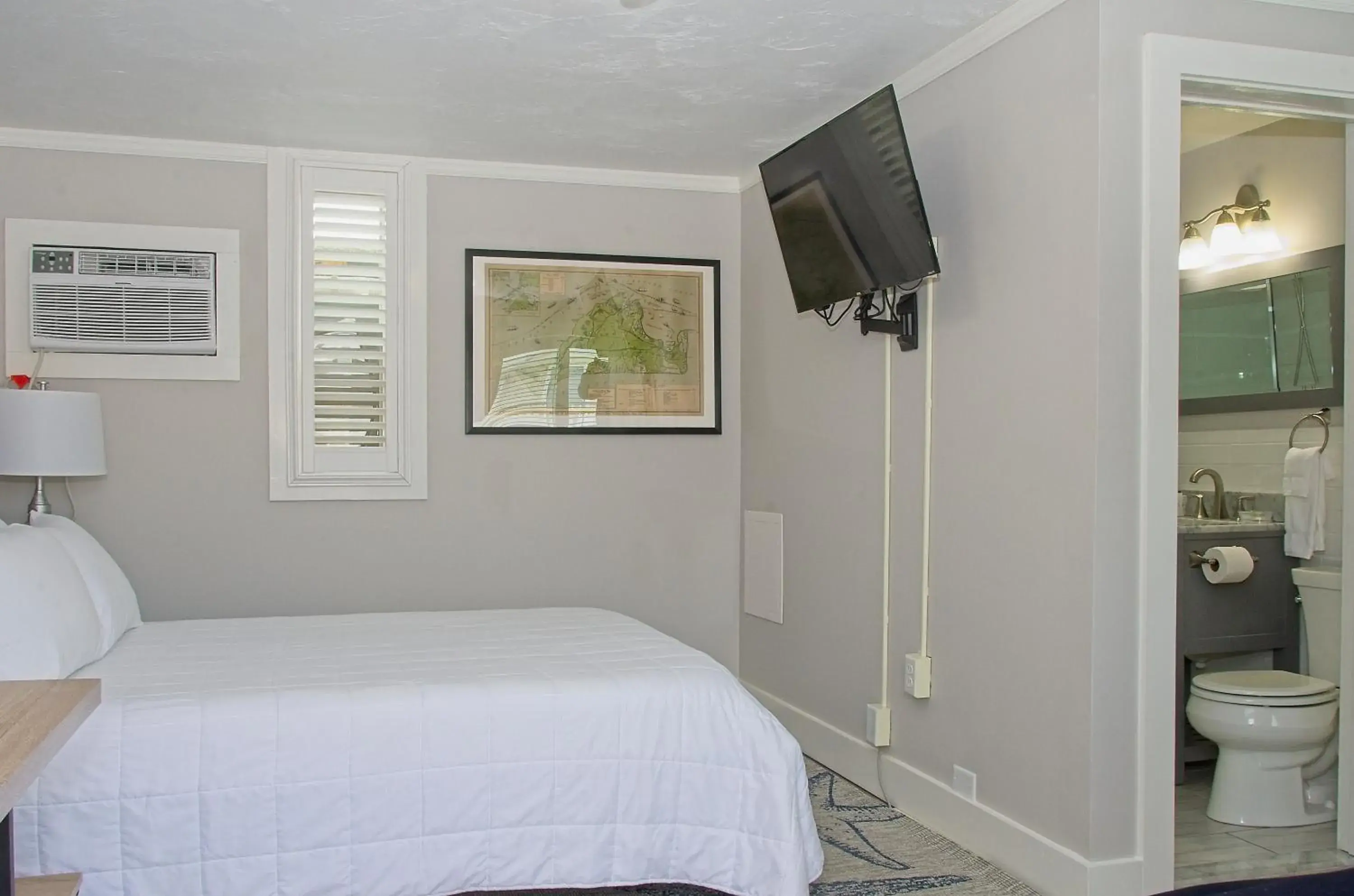 Standard Double Room in Vineyard Harbor Motel Standard Double Room in Vineyard Harbor Motel