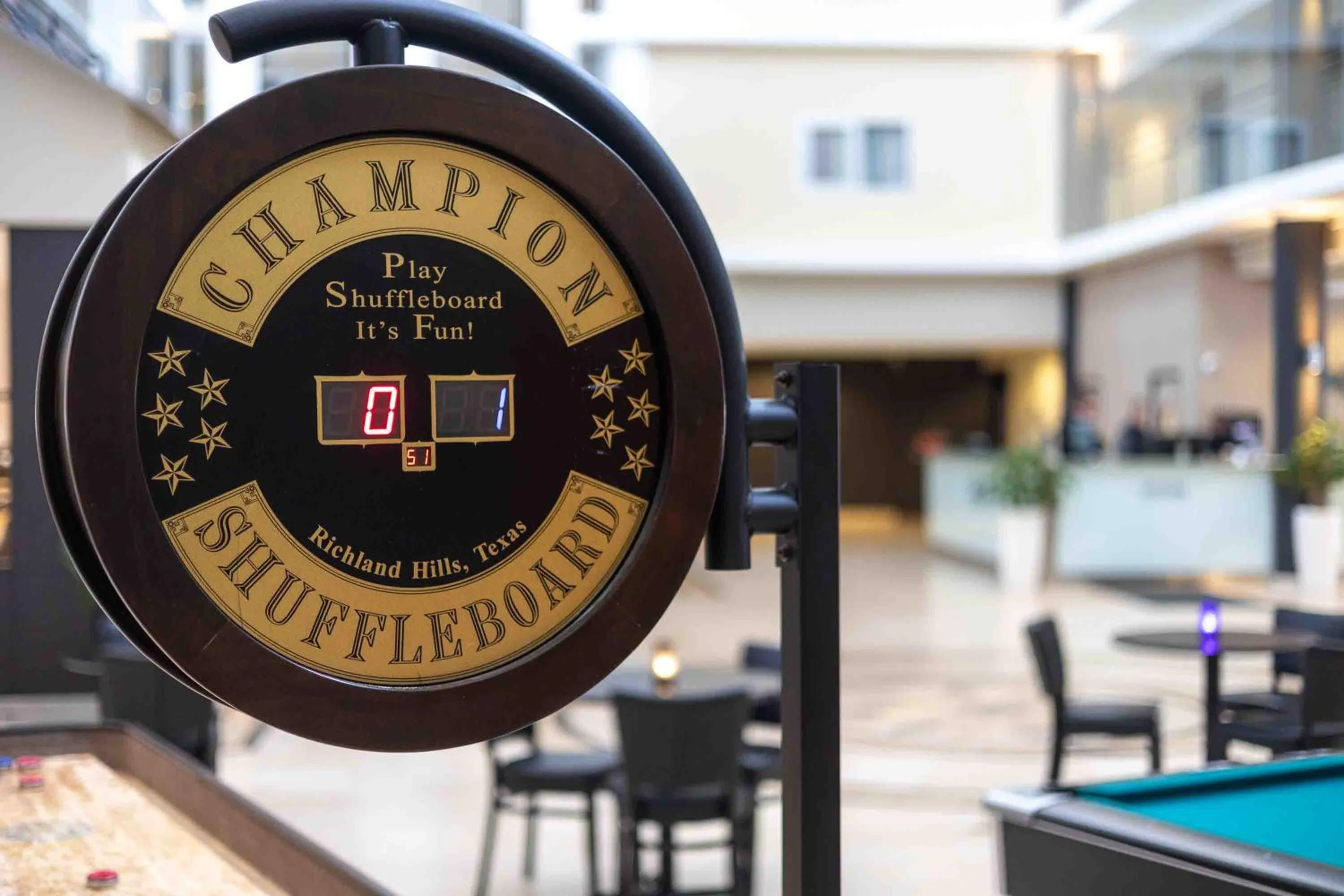 Entertainment in Injoy Premium Hotel Solna