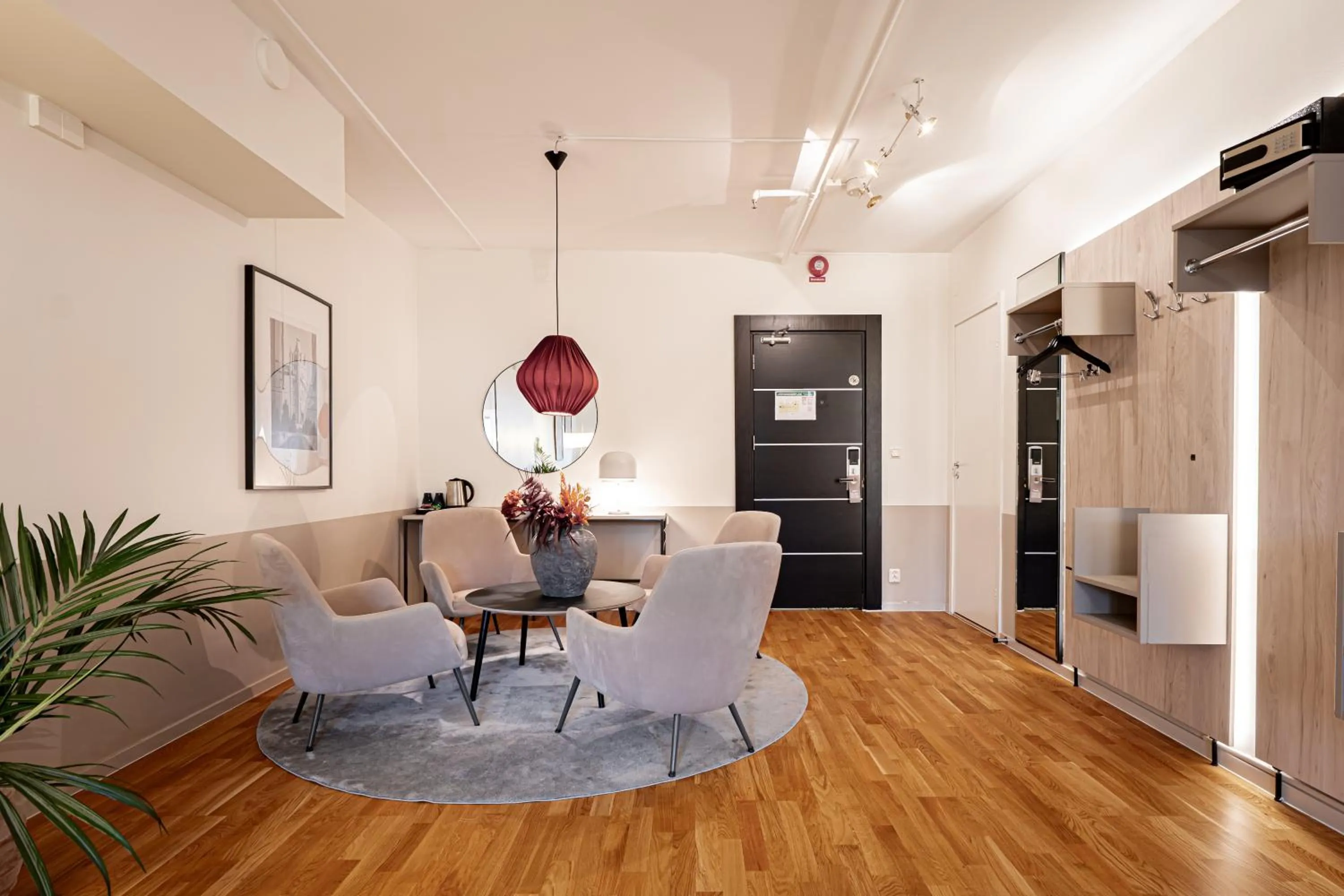 Seating area in Injoy Premium Hotel Solna