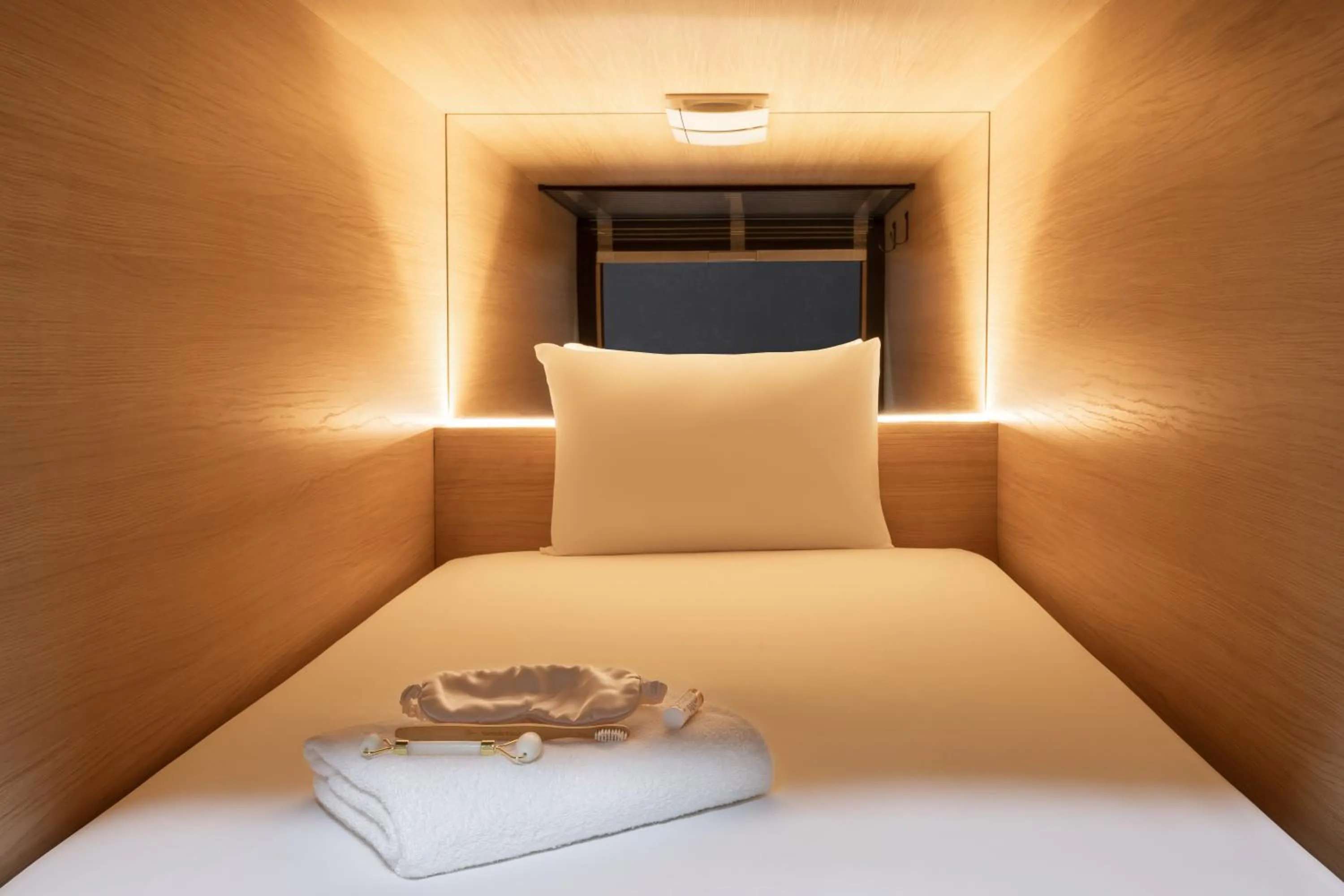 Bed in Zedwell Capsule Hotel Piccadilly Circus