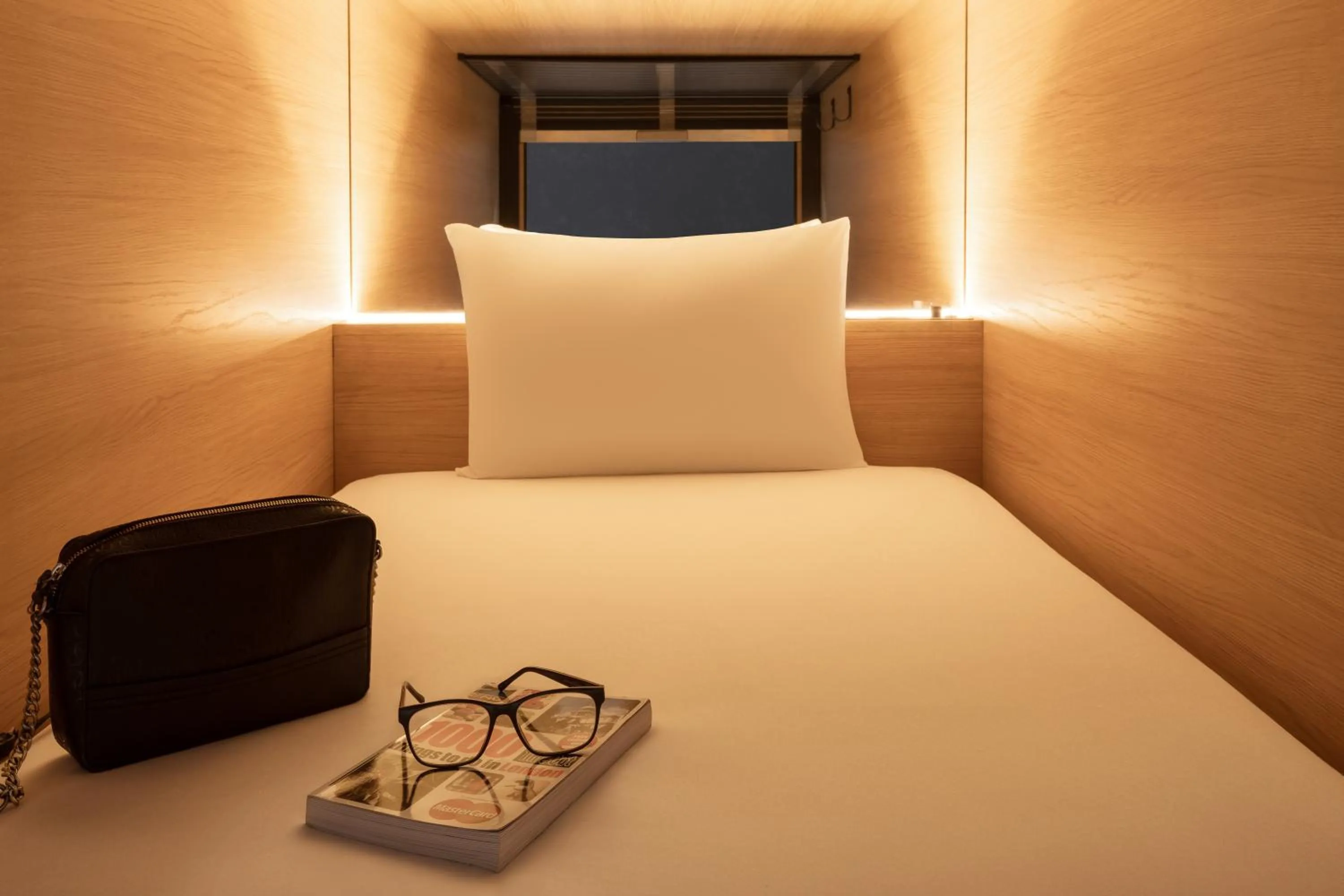 Bedroom, Bed in Zedwell Capsule Hotel Piccadilly Circus