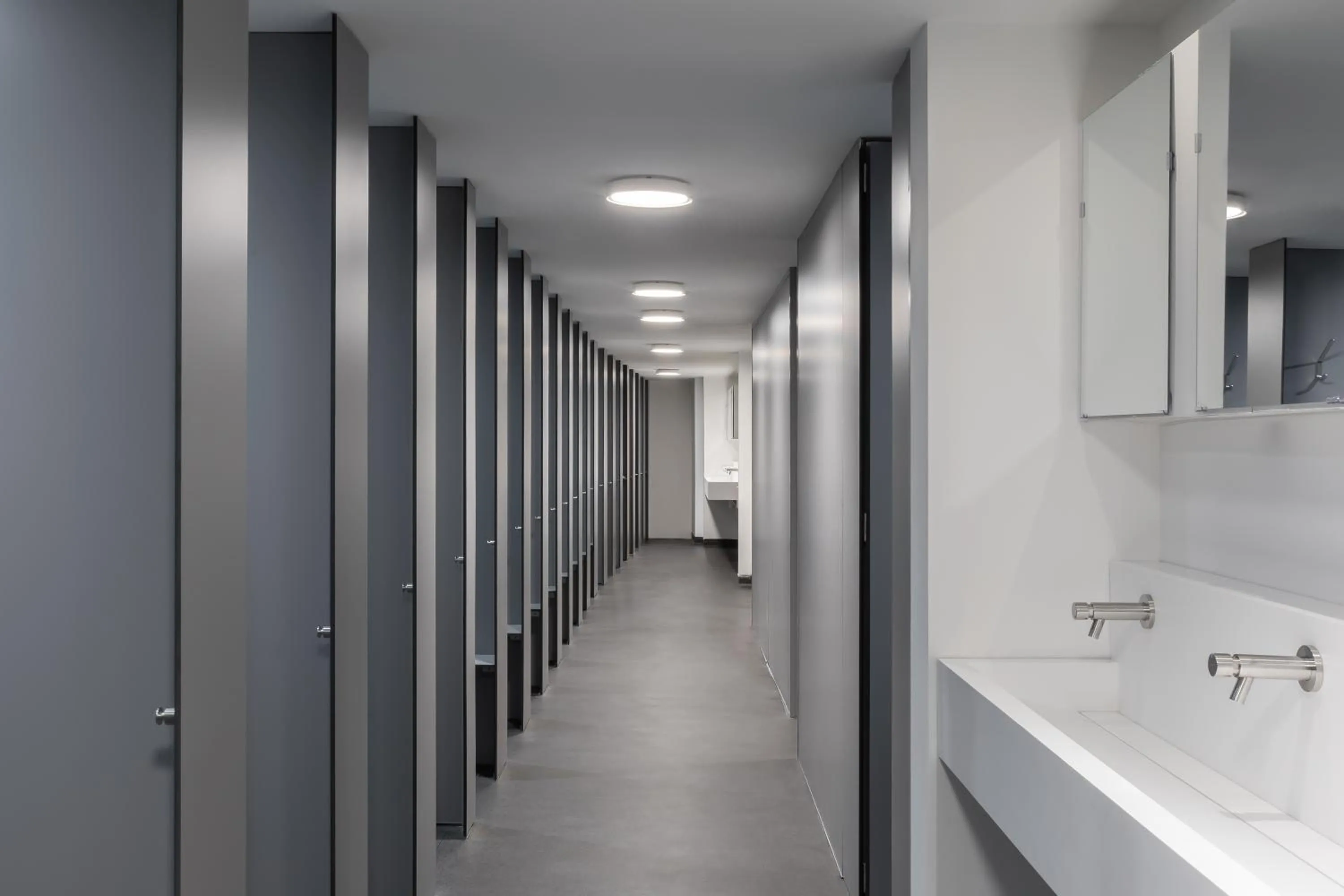 Toilet in Zedwell Capsule Hotel Piccadilly Circus