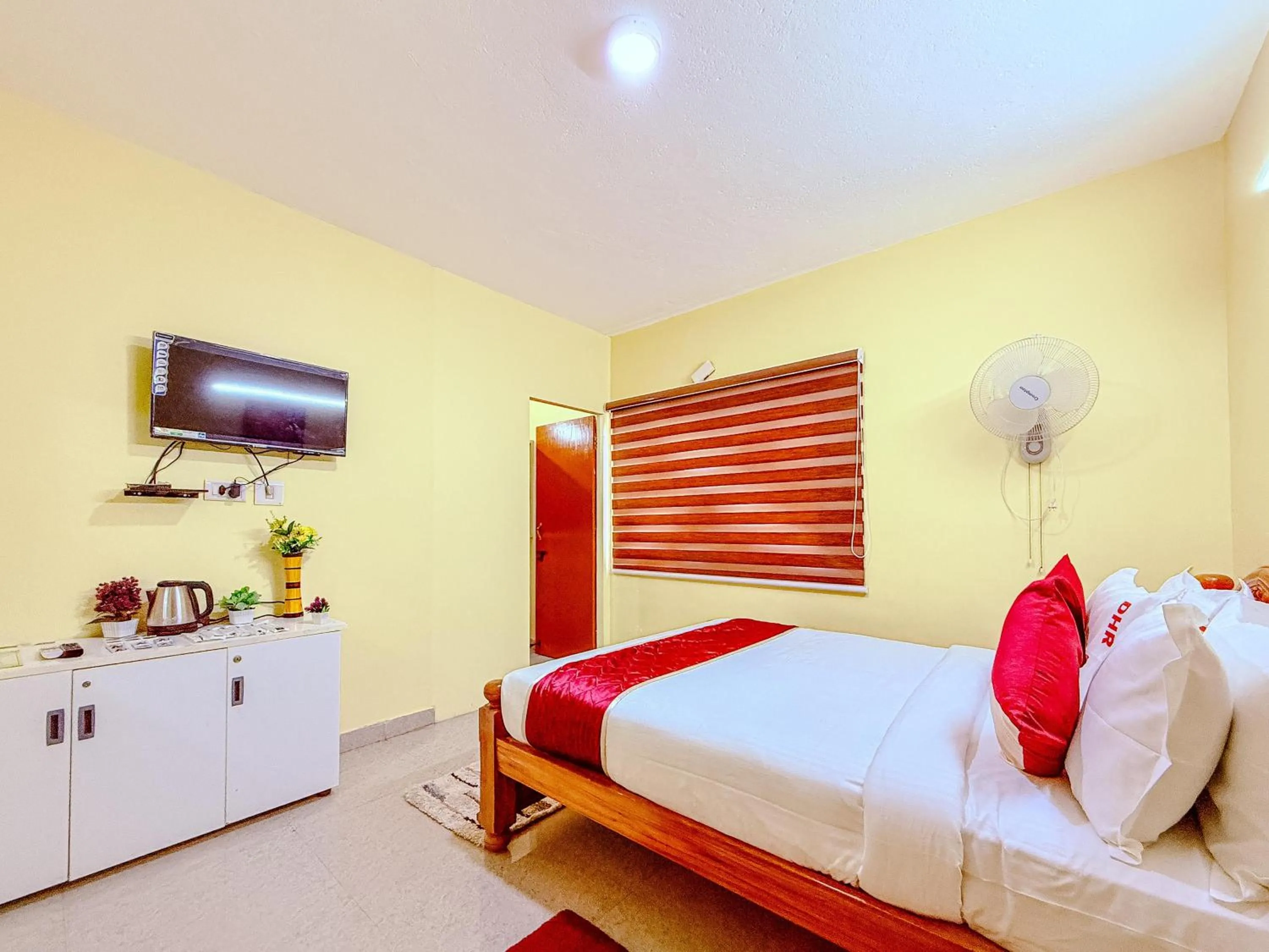 Bed in Kodai Hillscape