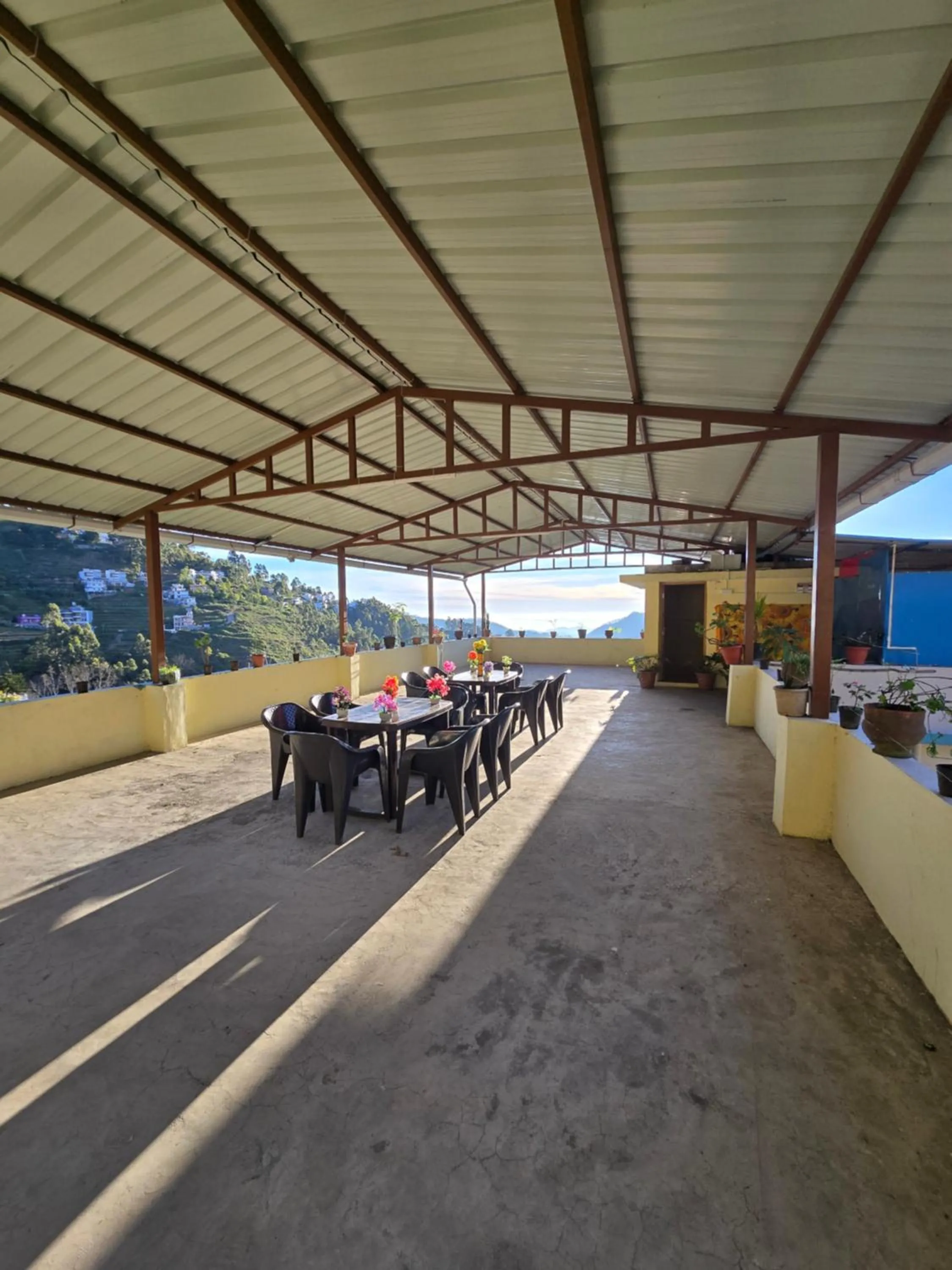 Restaurant/places to eat in Kodai Hillscape