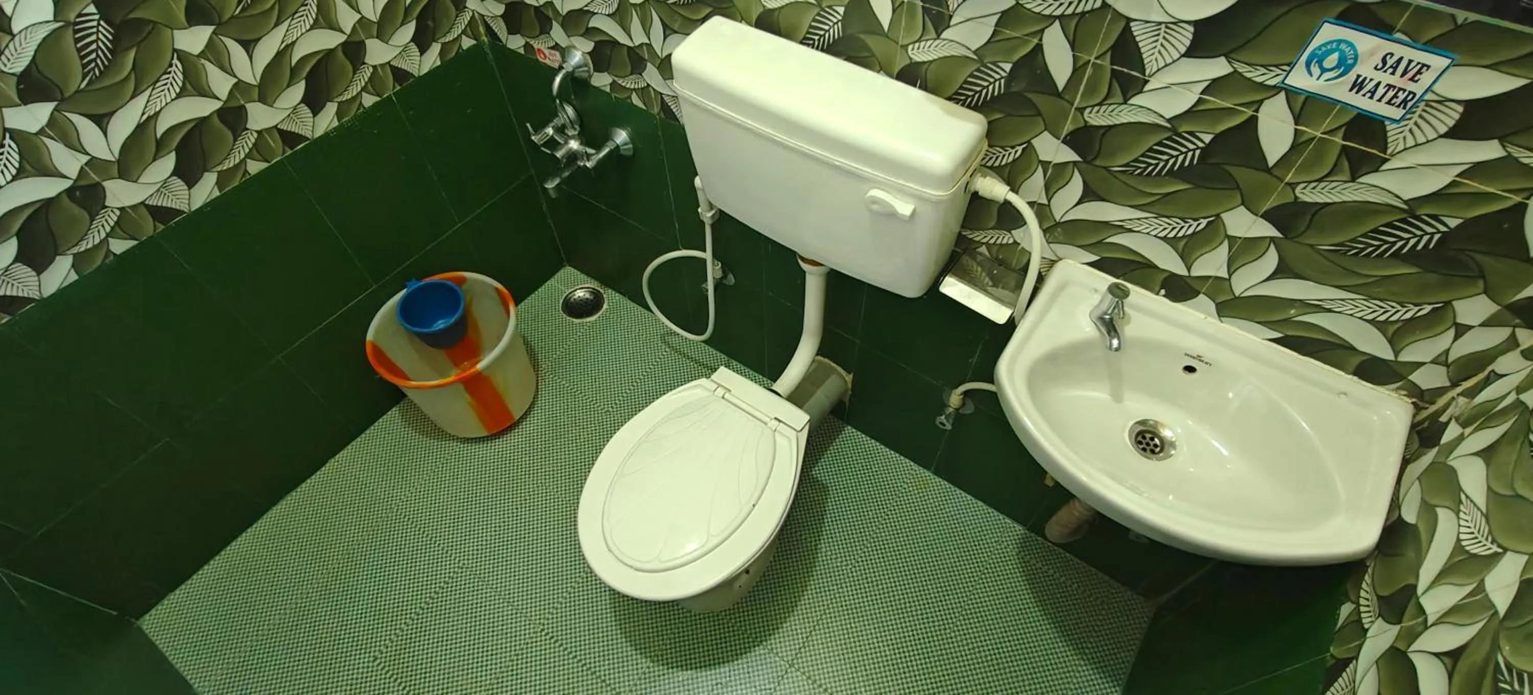Toilet in Kodai Hillscape