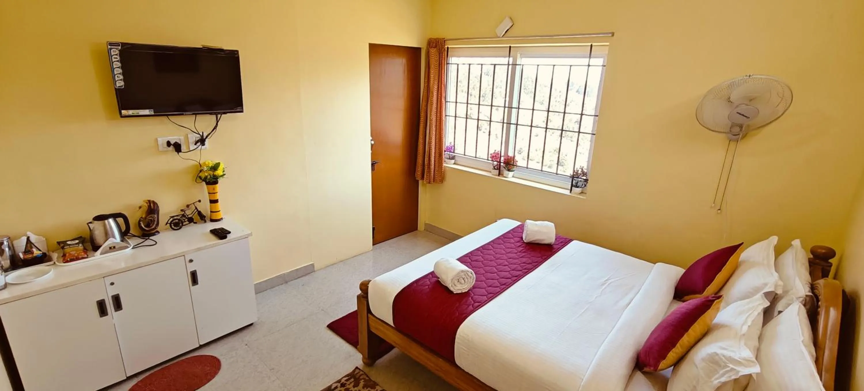 Bed in Kodai Hillscape