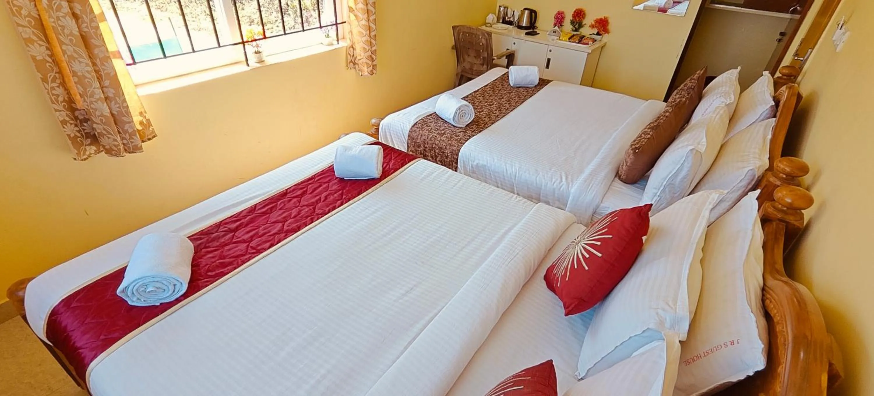 Bed in Kodai Hillscape