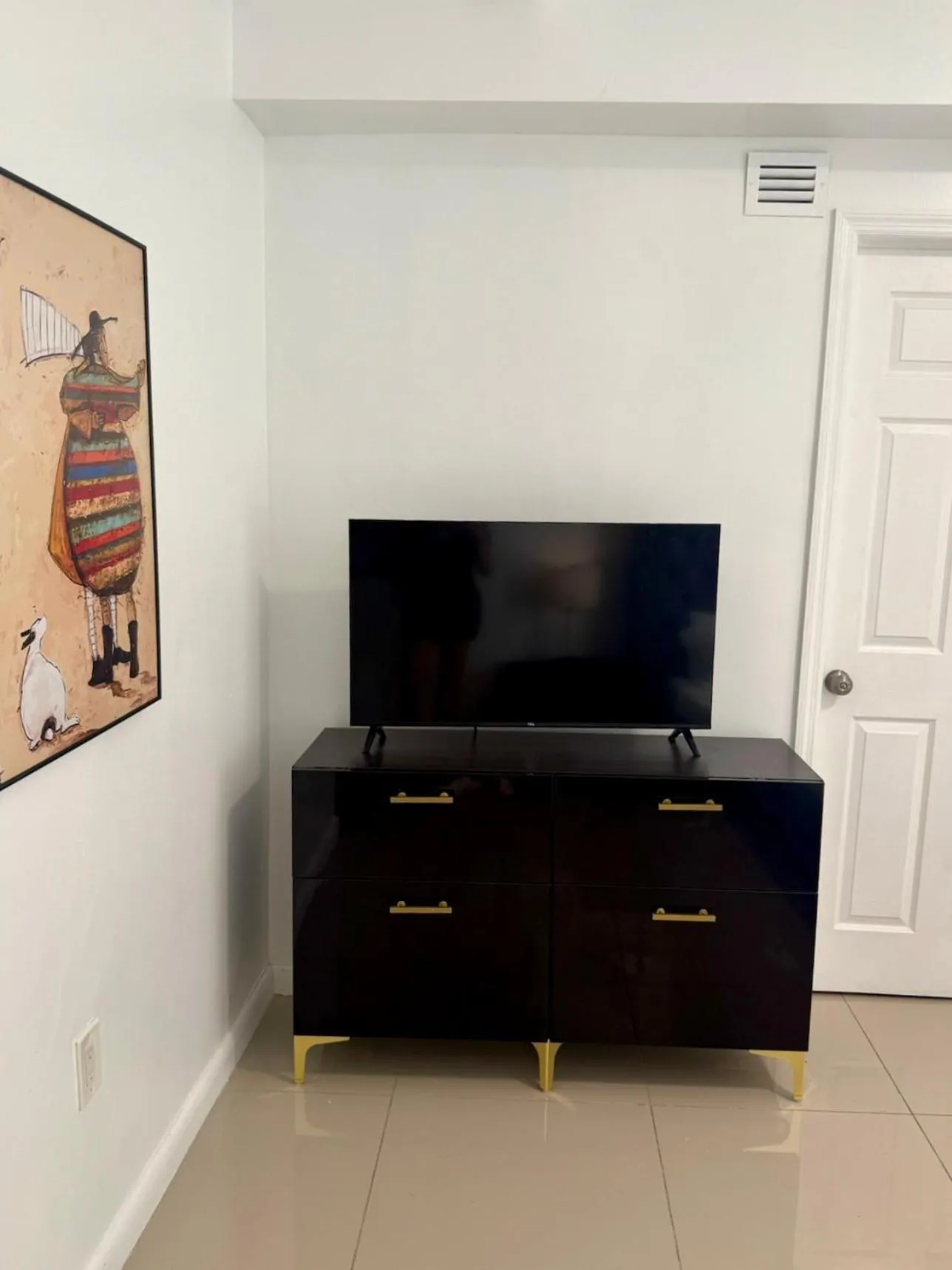 TV and multimedia in Renzzi Villas