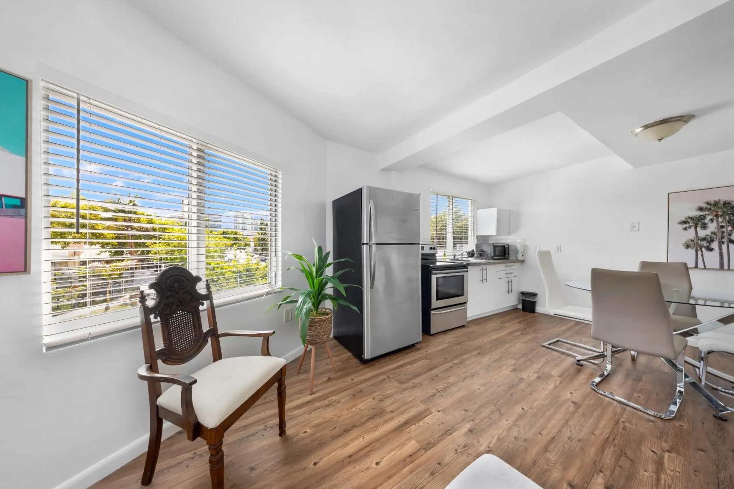 Kitchen or kitchenette in Renzzi Villas