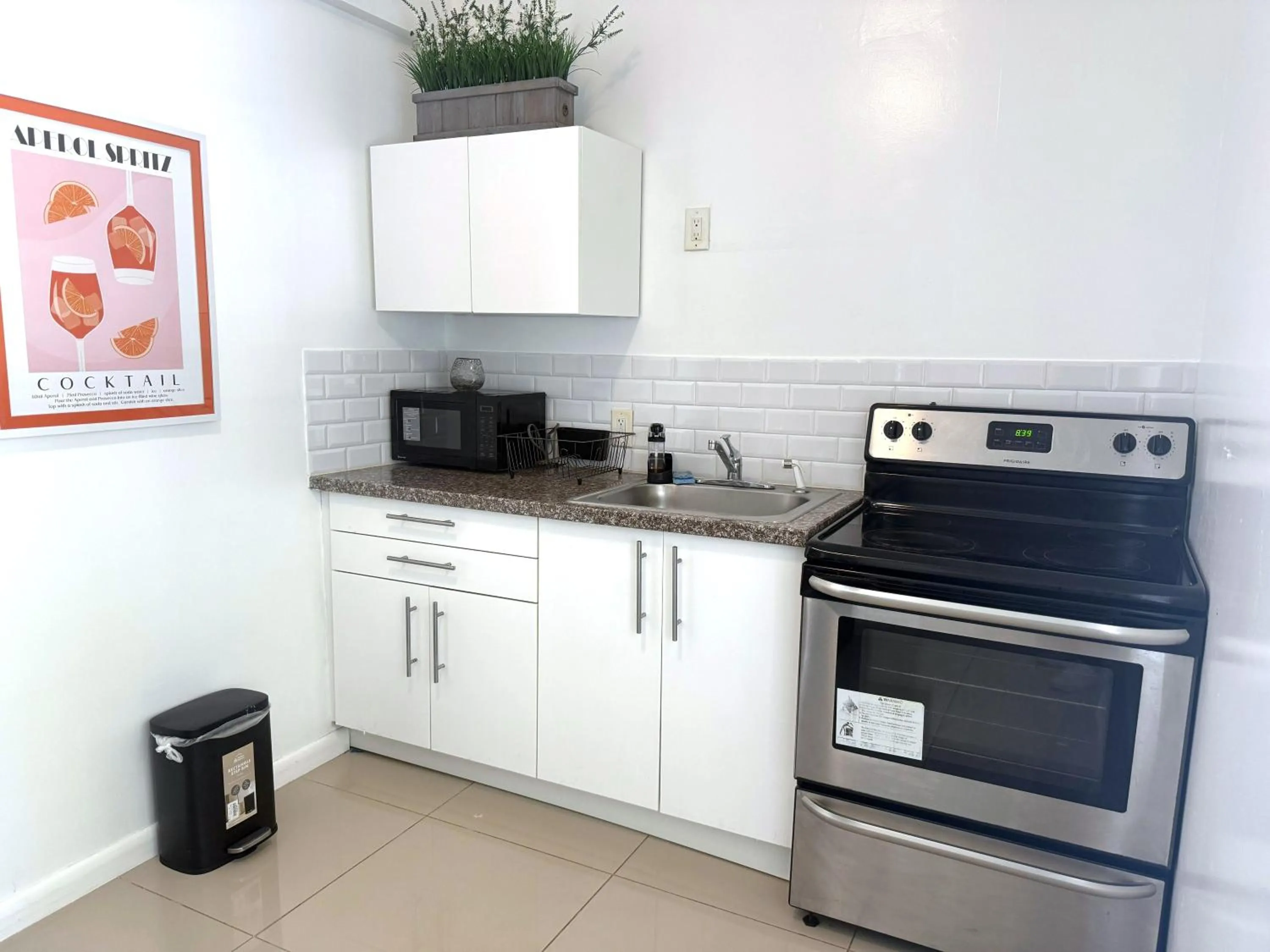 Kitchen or kitchenette in Renzzi Villas