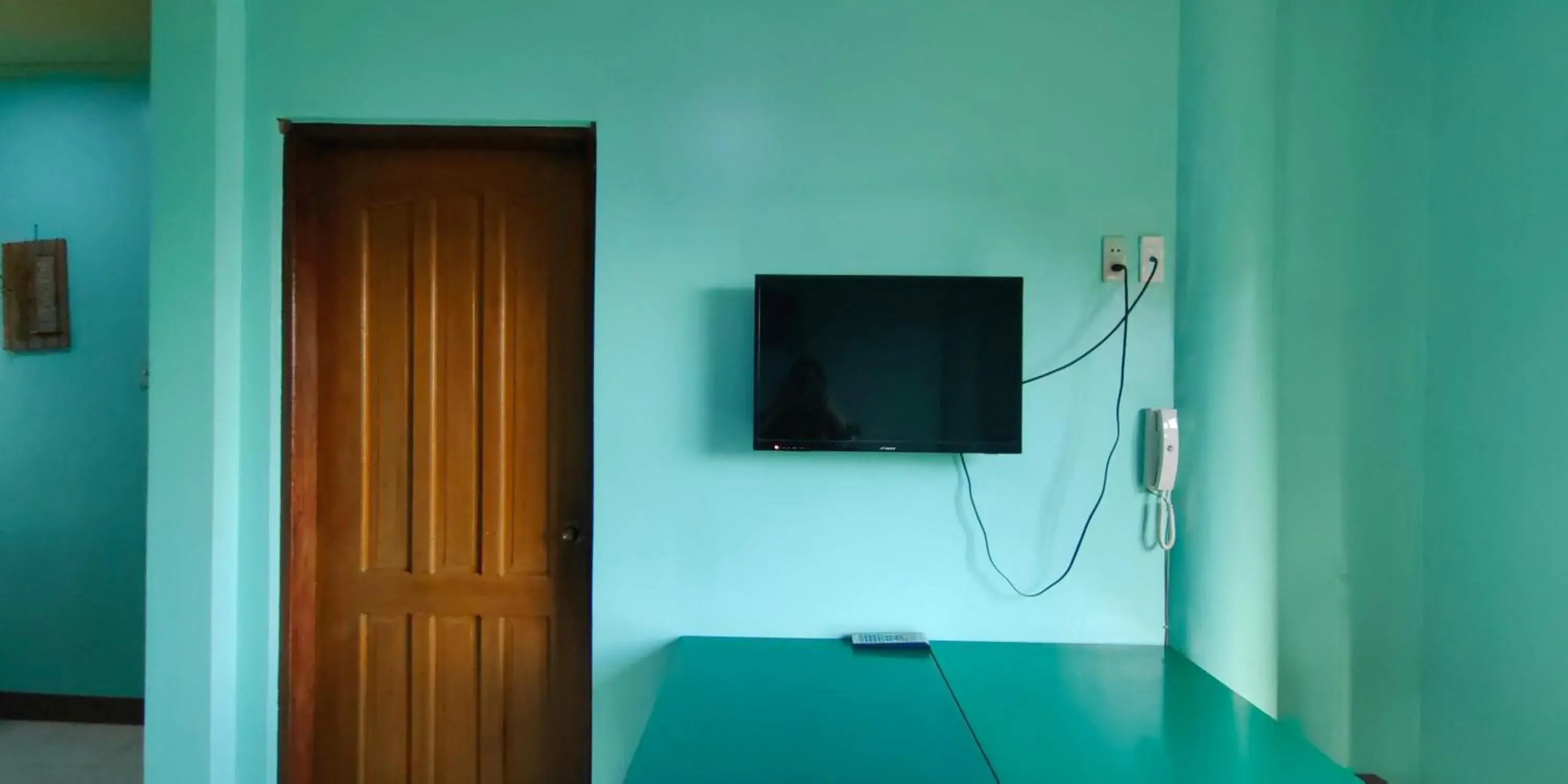 TV and multimedia in Dads Bayview Pension TV and multimedia in Dads Bayview Pension